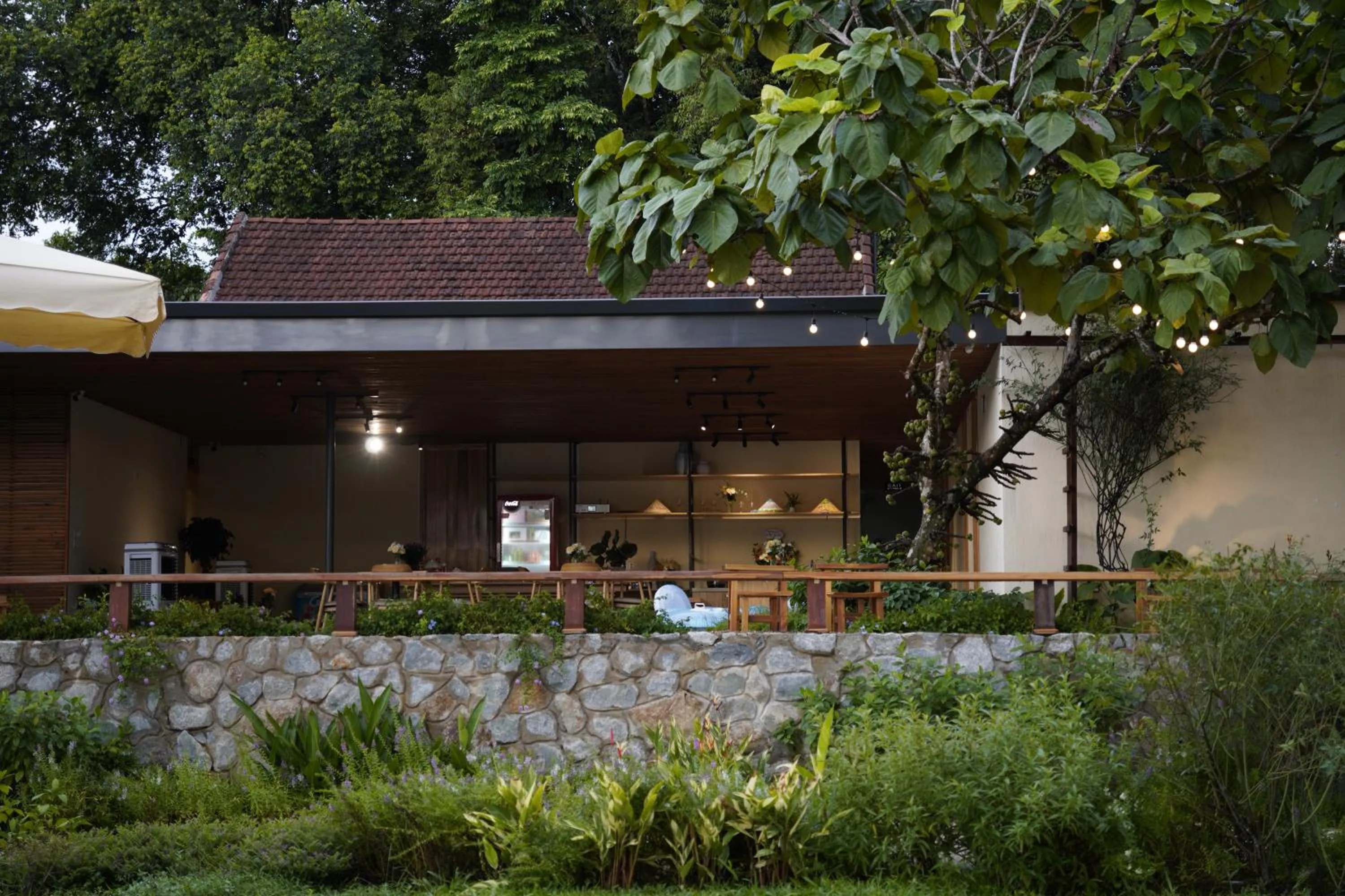 Property building in Vả Riverside Retreat