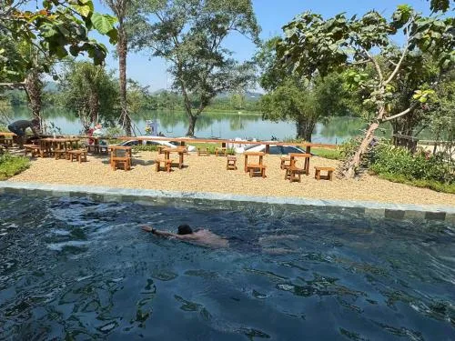 Natural landscape in Vả Riverside Retreat