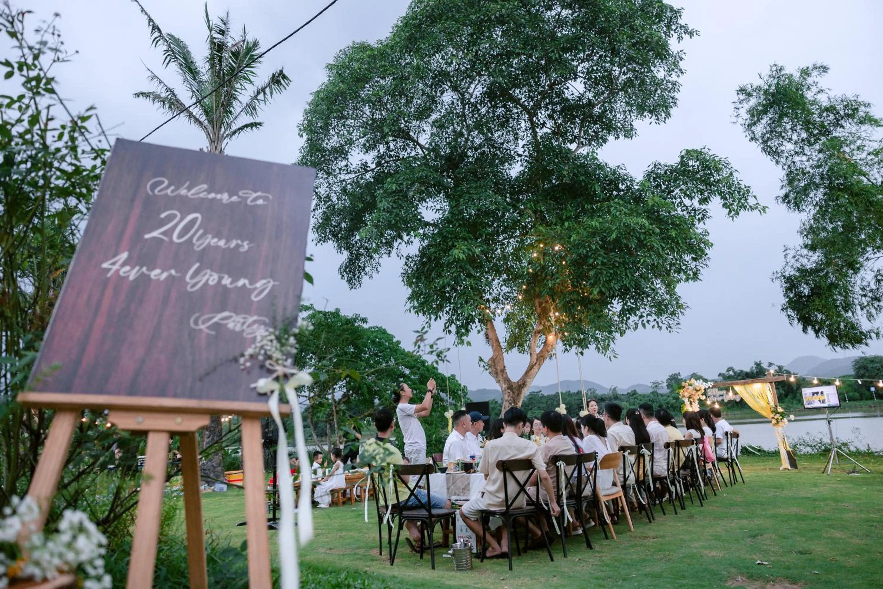 Vả Riverside Retreat