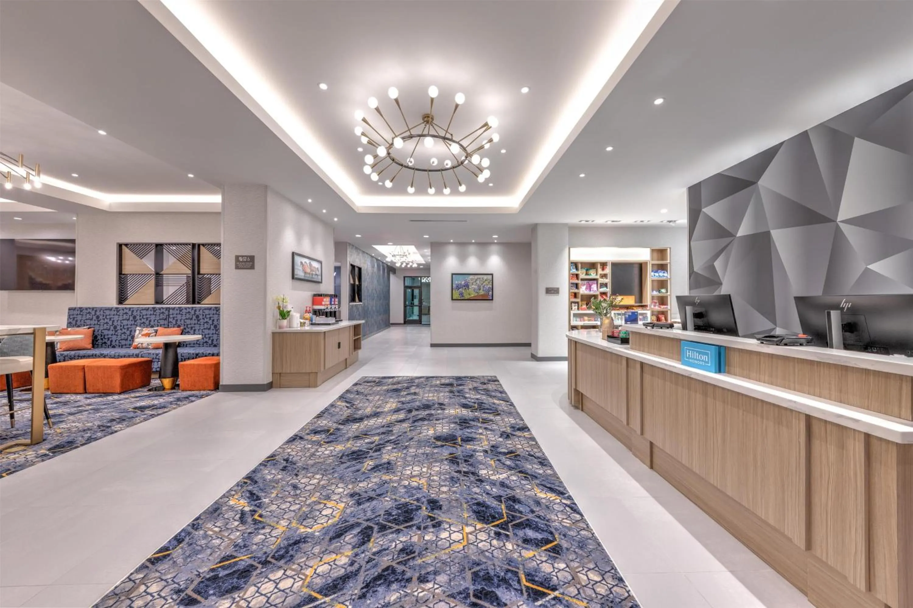 Lobby or reception in Hampton Inn & Suites Irving Hwy 183