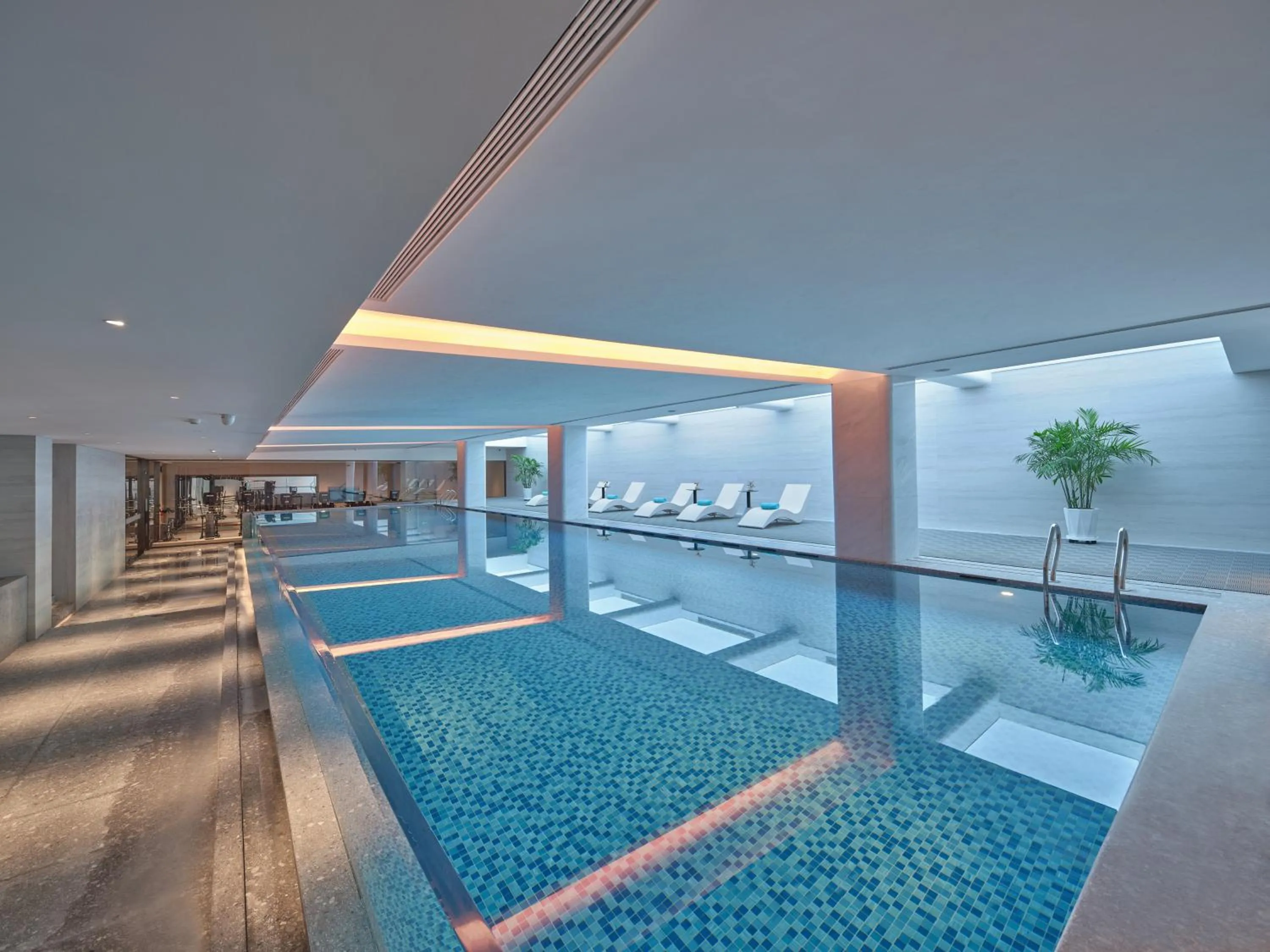 Swimming pool in Doubletree By Hilton Yanji