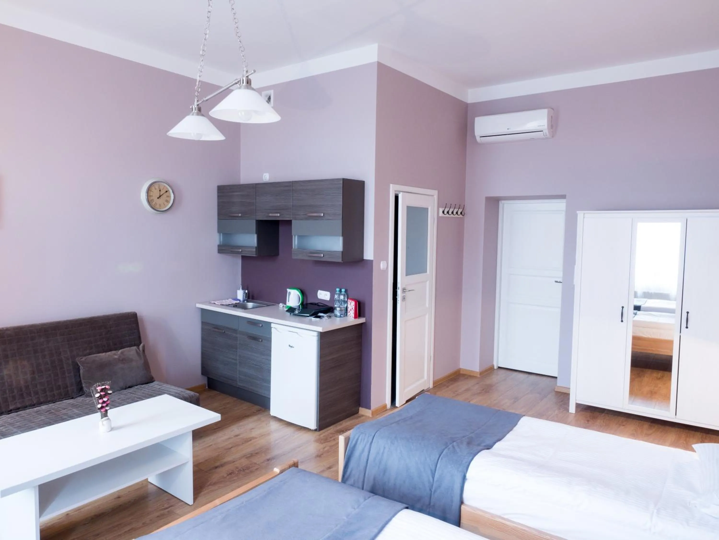 Photo of the whole room, Bed in Just4You Apartments