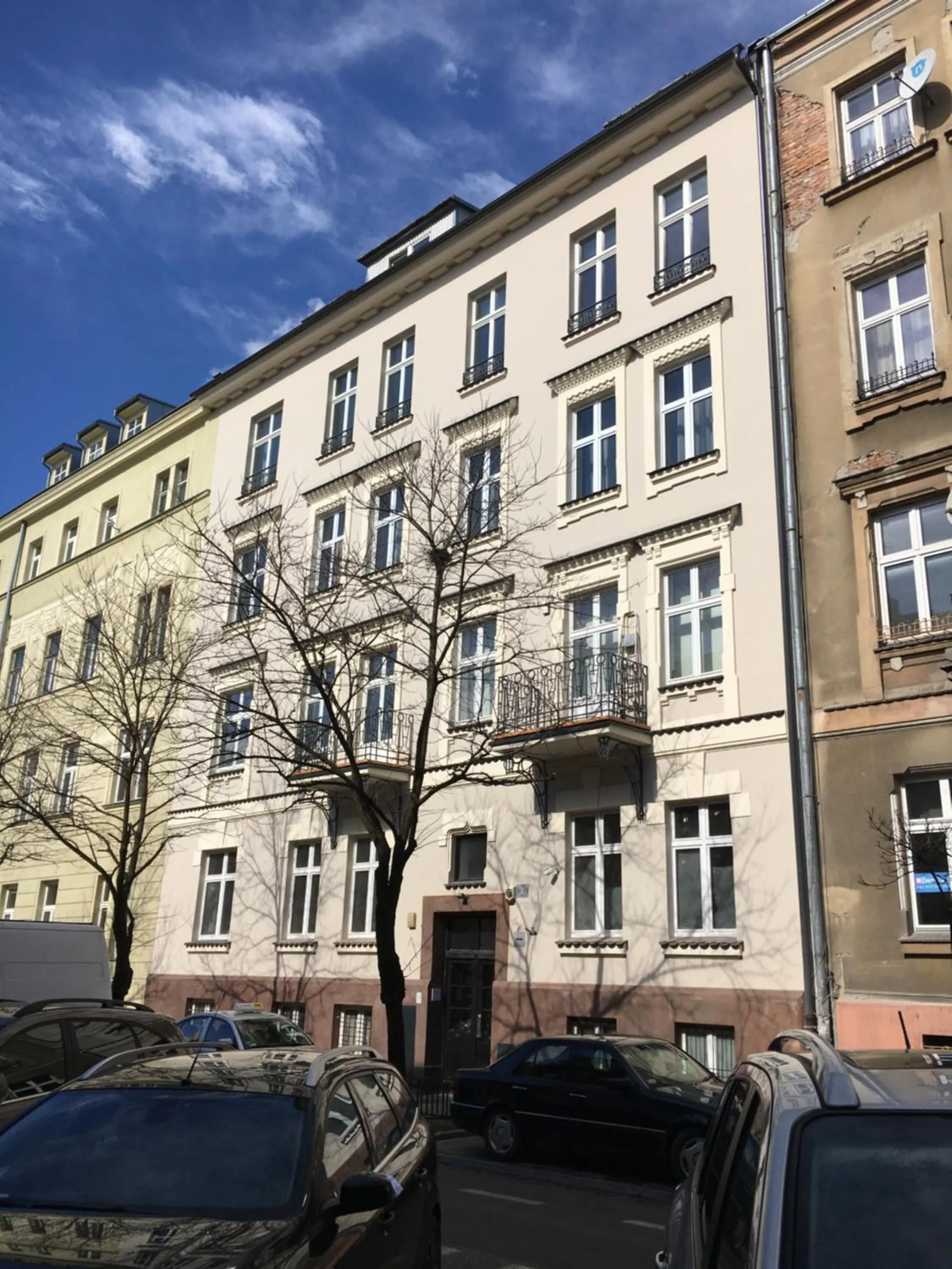 Facade/entrance in Just4You Apartments