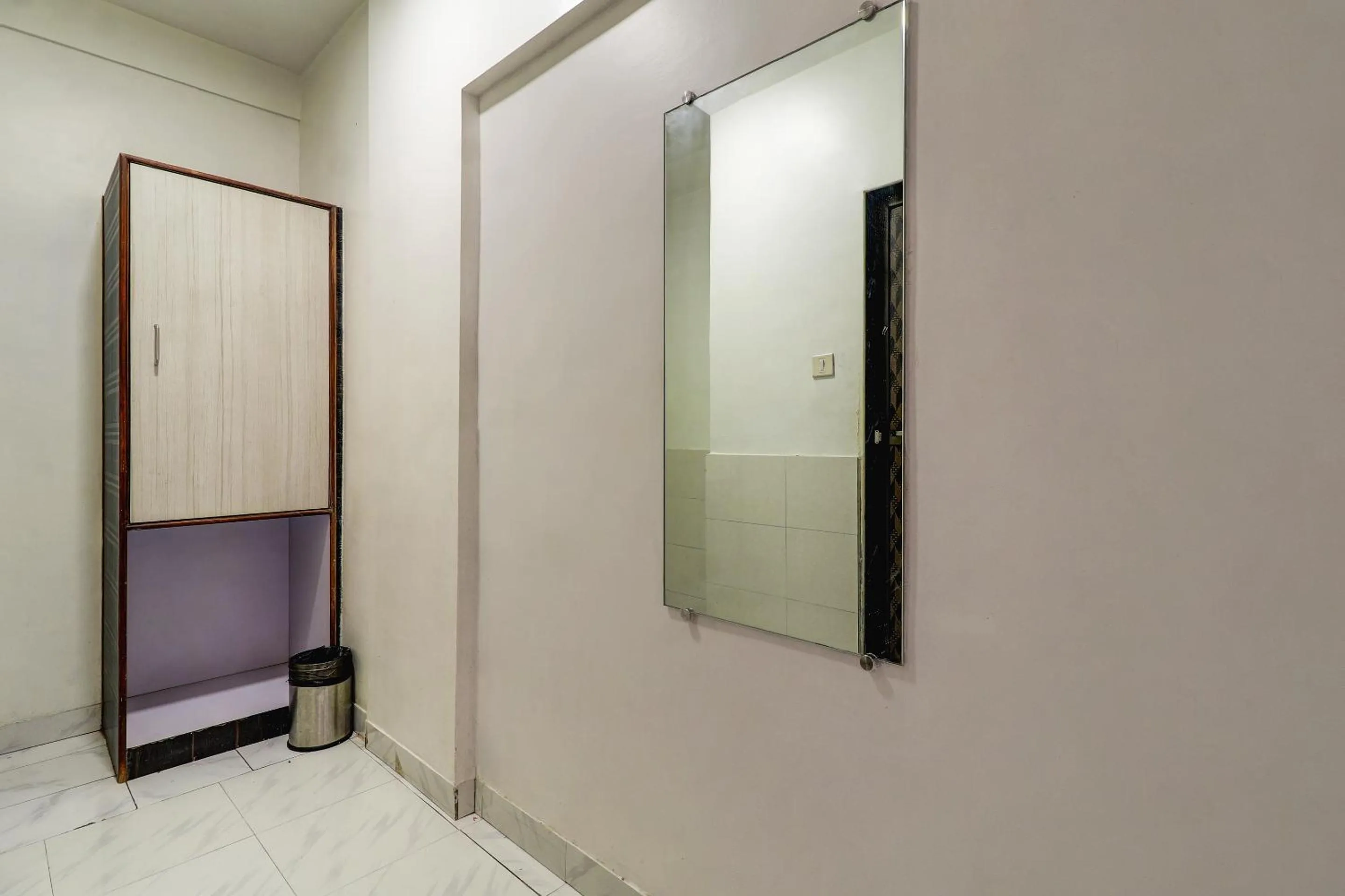 Bathroom in Hotel Kurla Residency