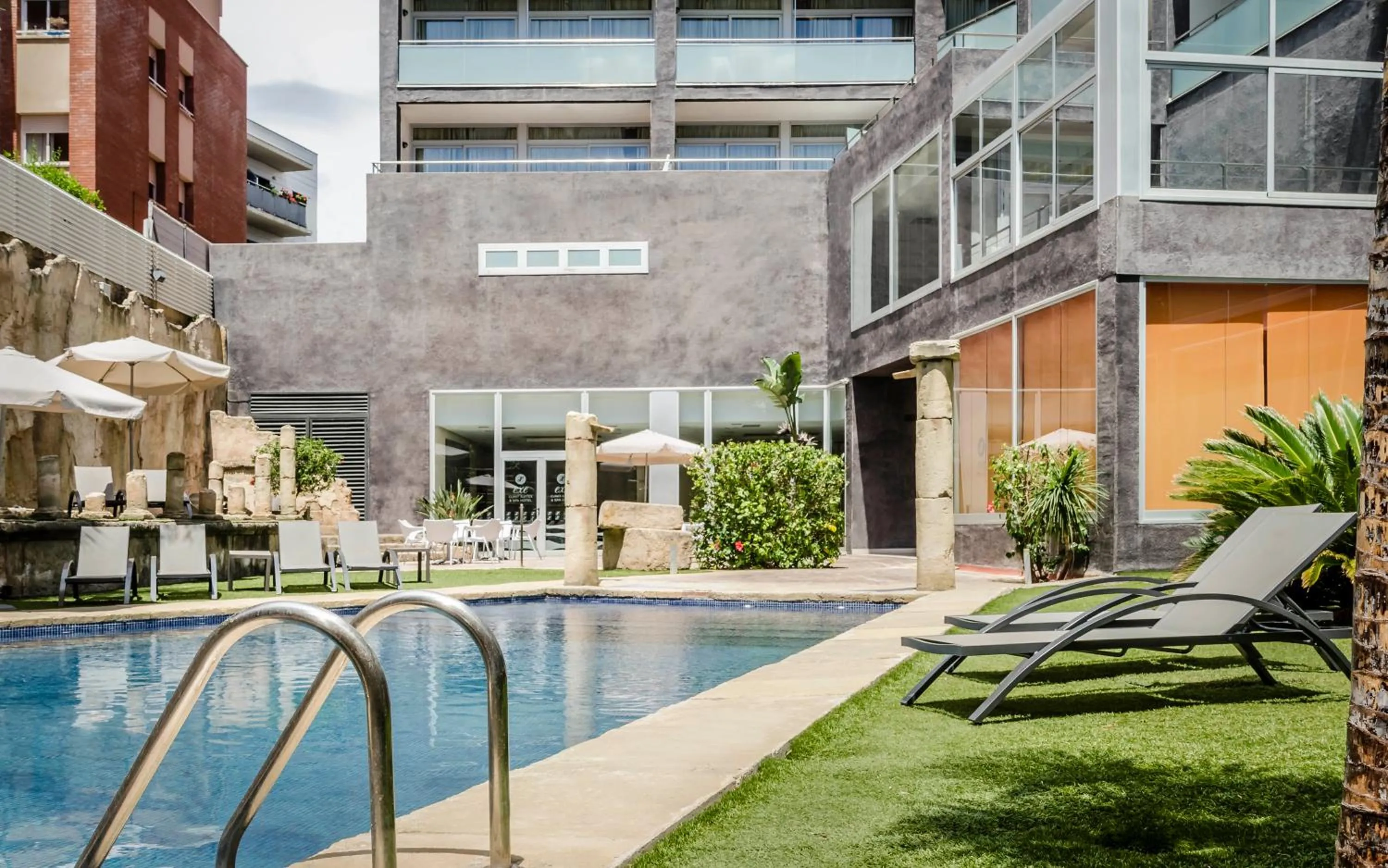 Off site in Exe Cunit Suites & Spa