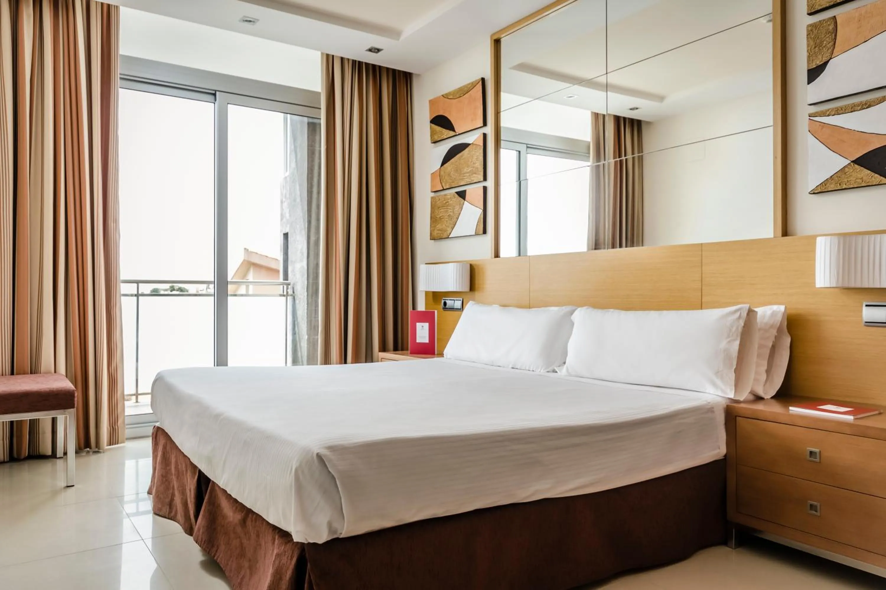 Bed in Exe Cunit Suites & Spa