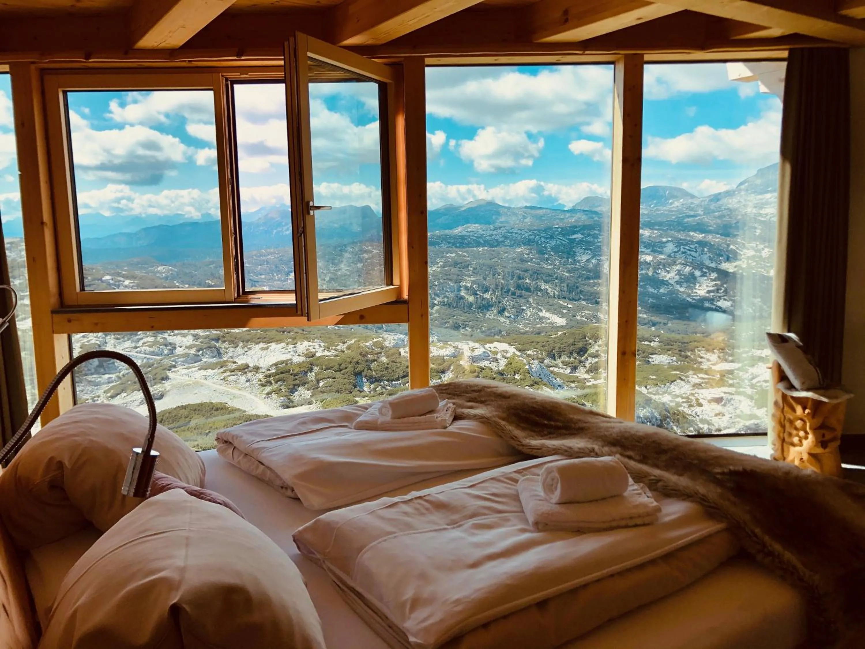 Bed in Lodge am Krippenstein