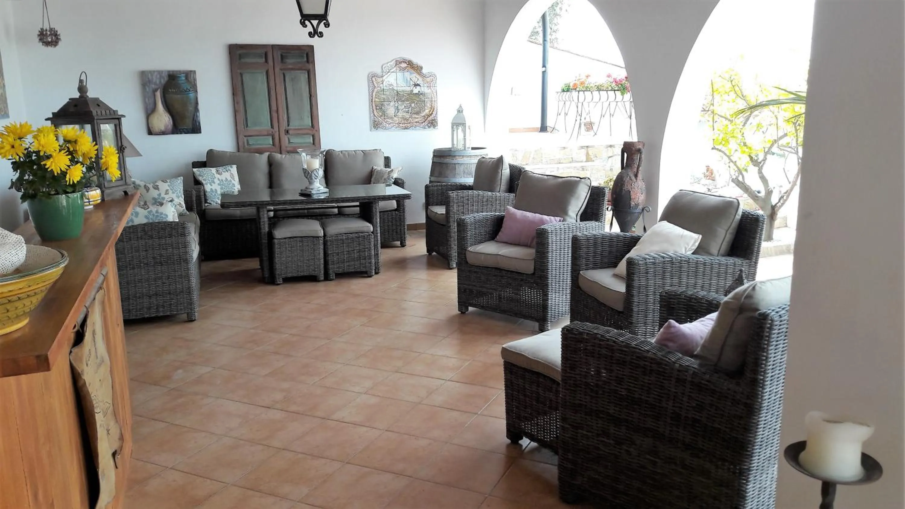 Property building in Casa Roble B&B