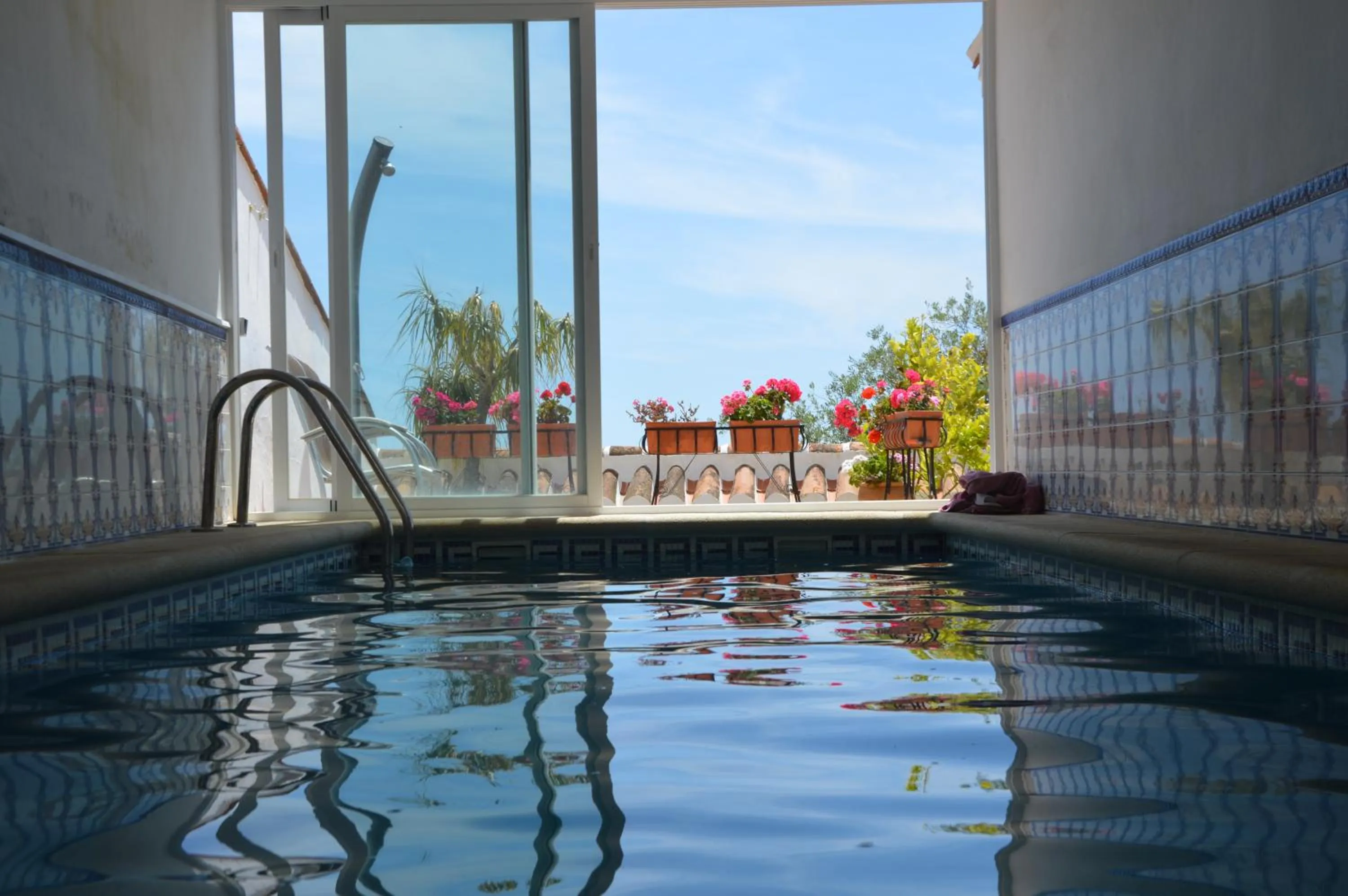 Spring in Casa Roble B&B