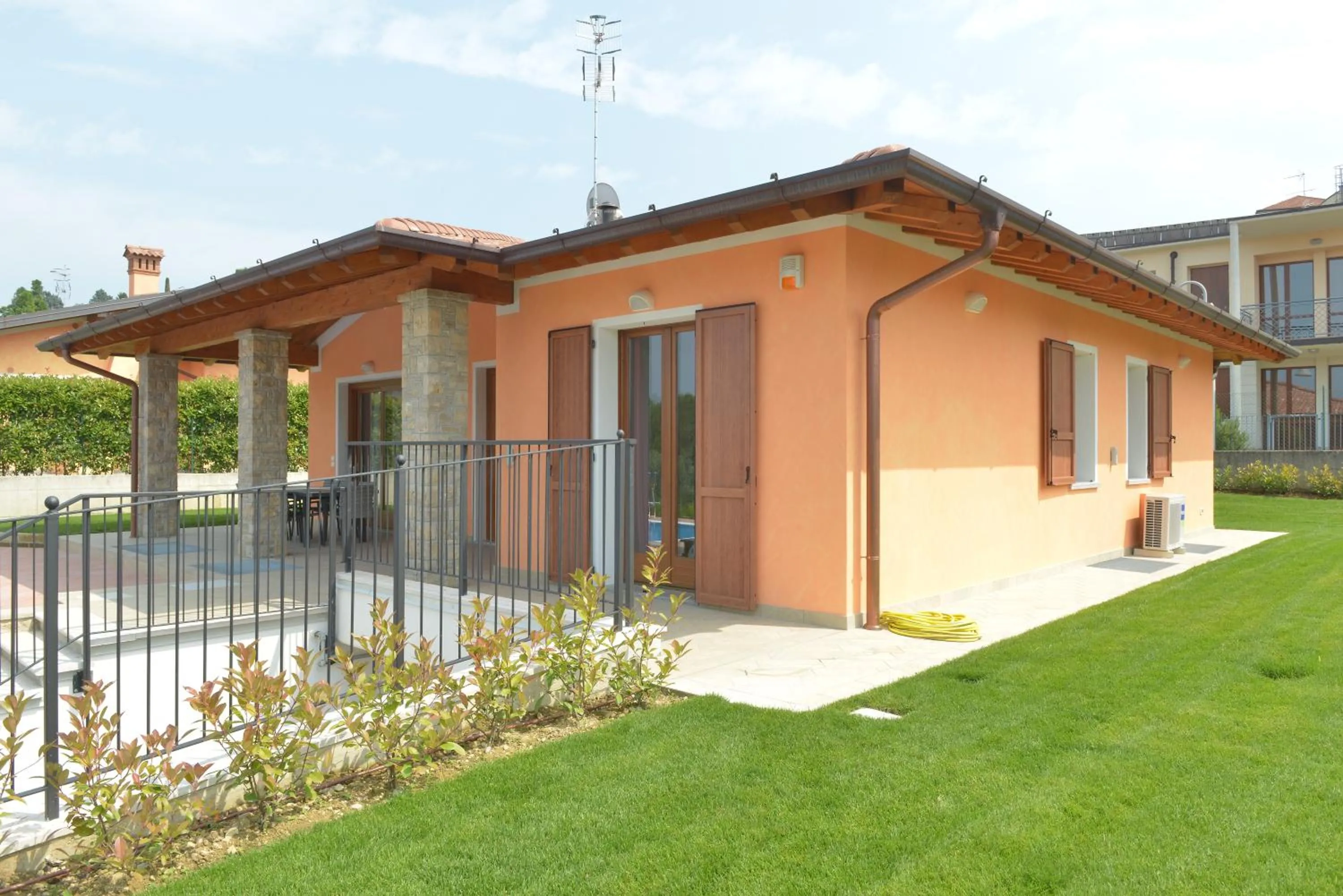 Garden view in Villa Artemia
