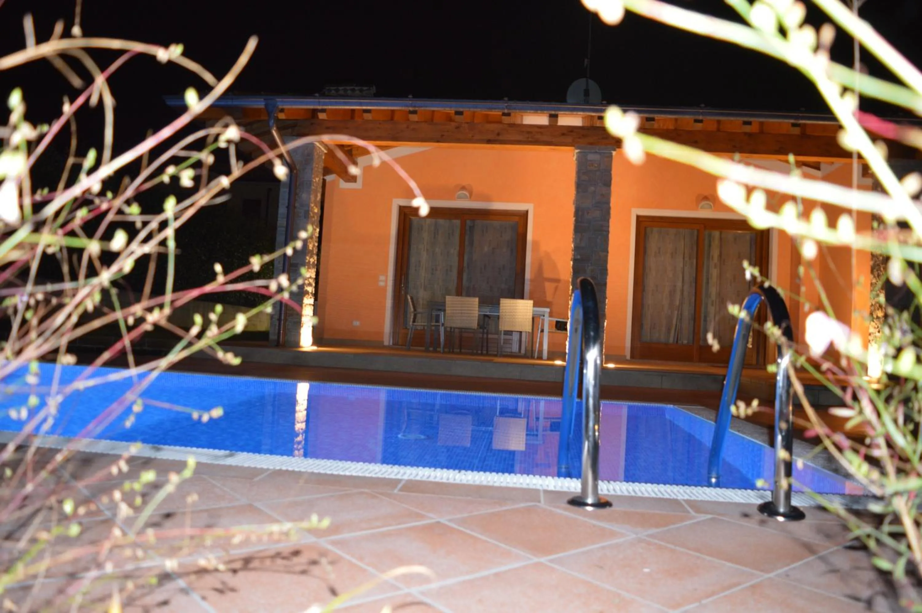 Spring in Villa Artemia