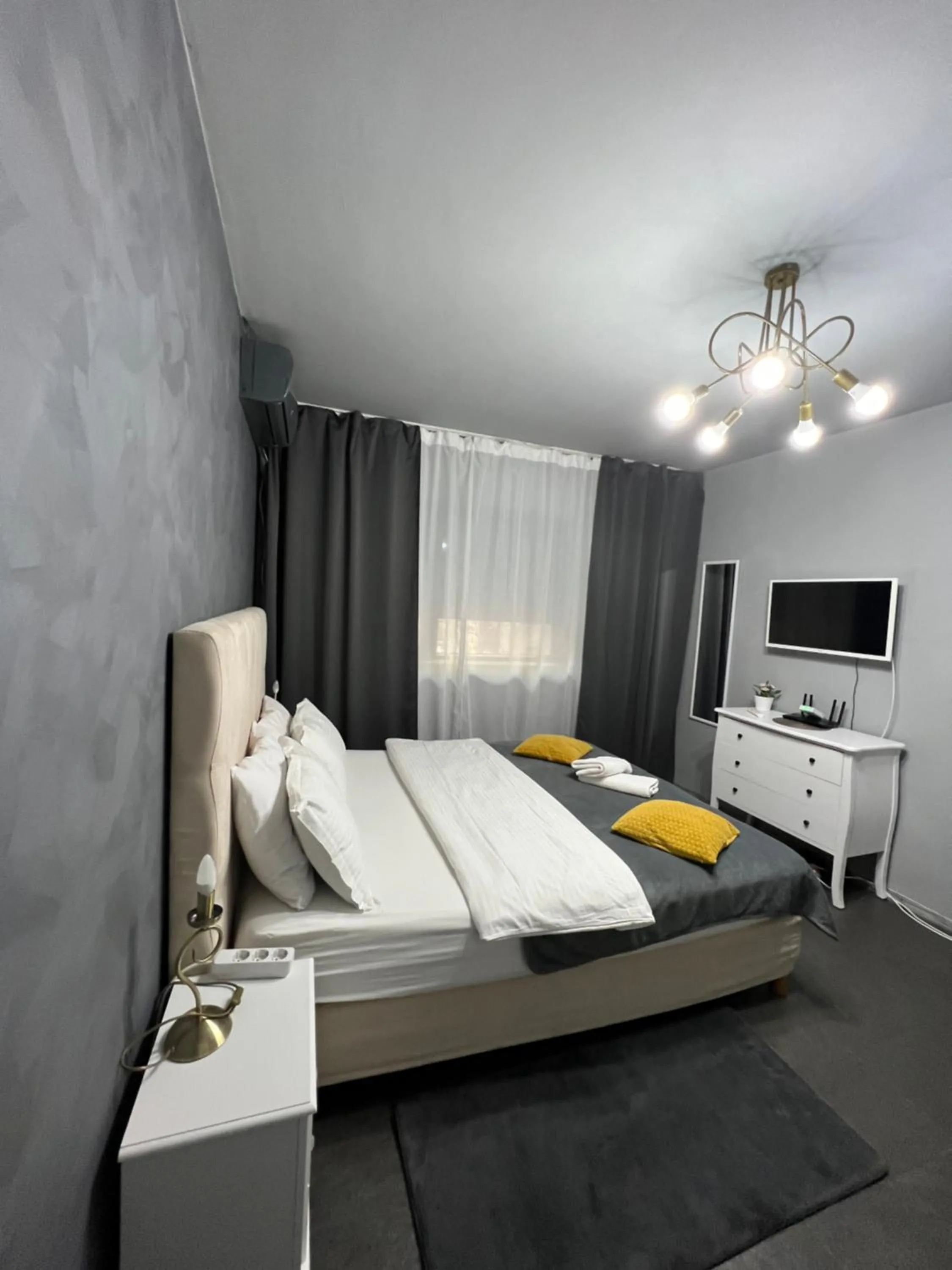 TV and multimedia, Bed in Kenzia Prive