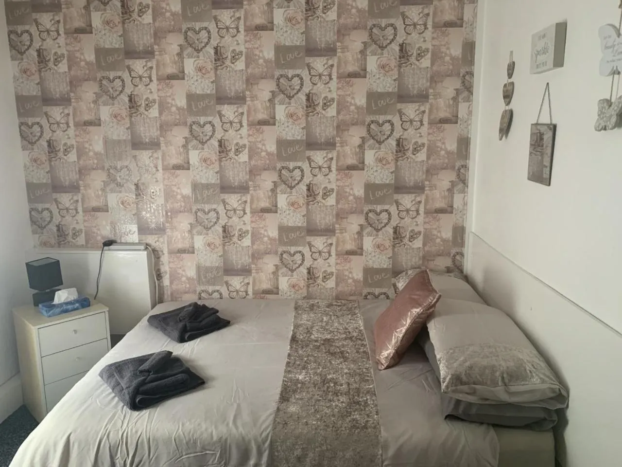 Bedroom, Bed in The Butterfly Hotel