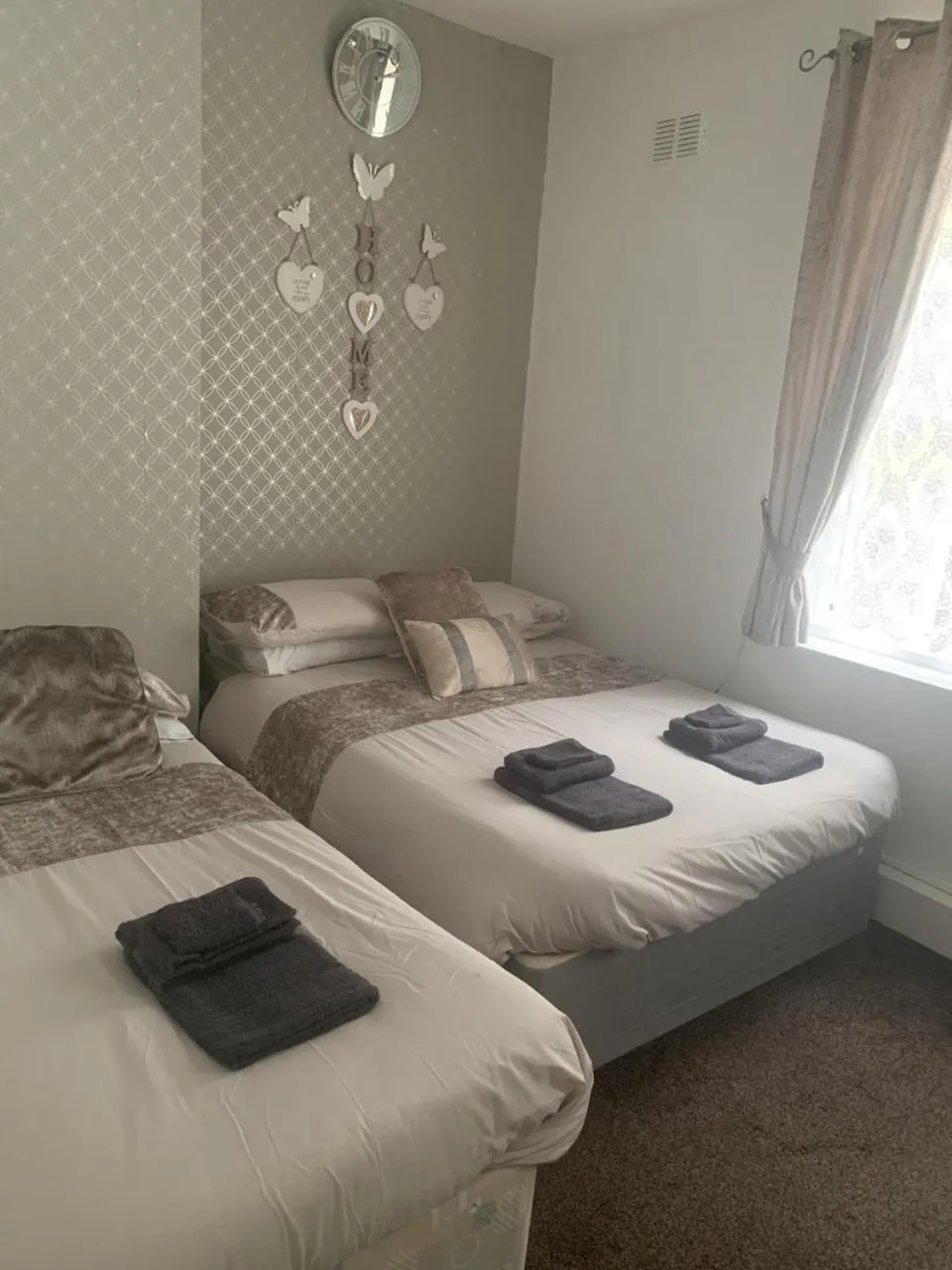 Bedroom, Bed in The Butterfly Hotel