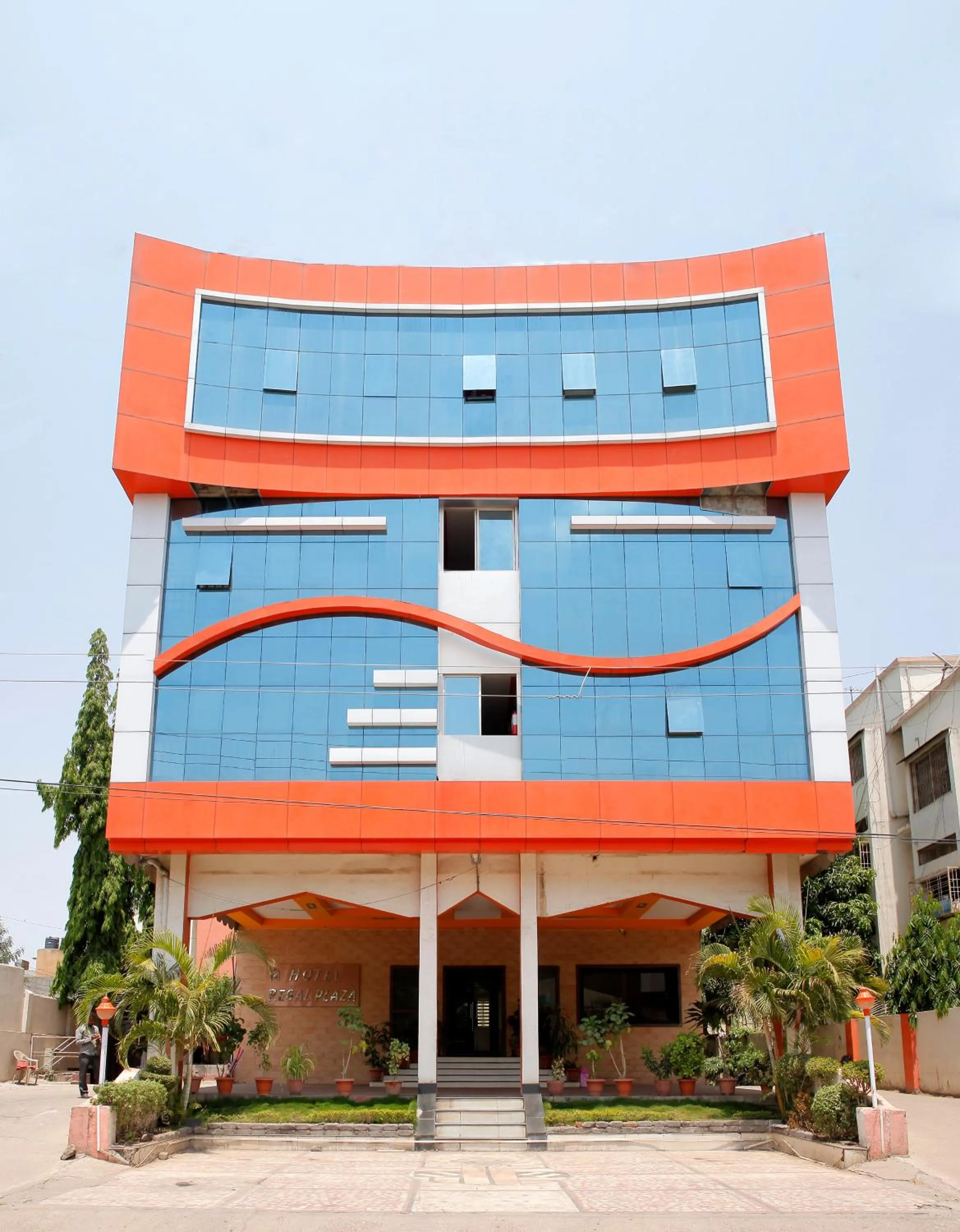 Hotel Regal Plaza