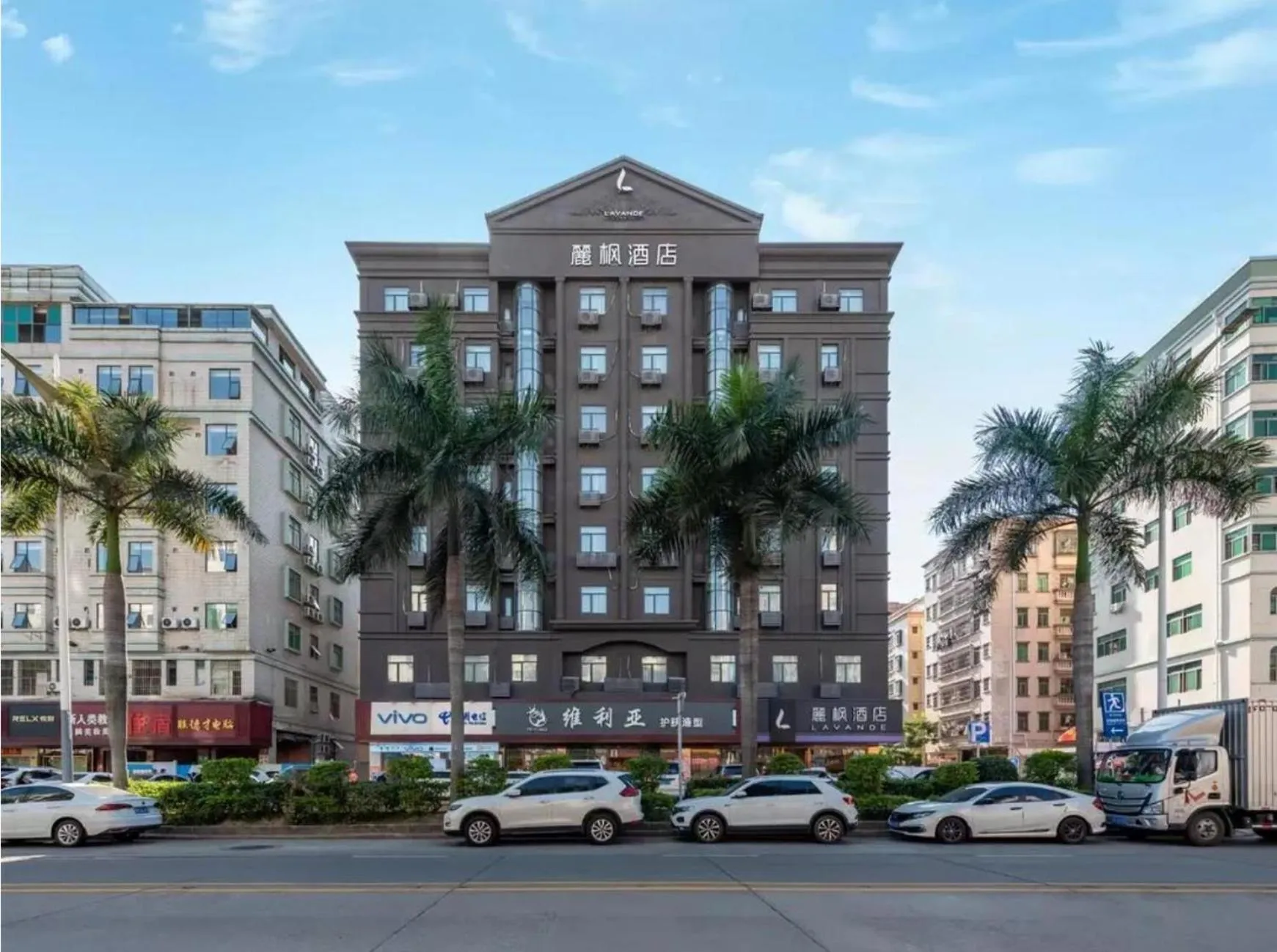 Property building in Lavande Hotel Shenzhen International Convention and Exhibition Center Fuhai West Subway Station