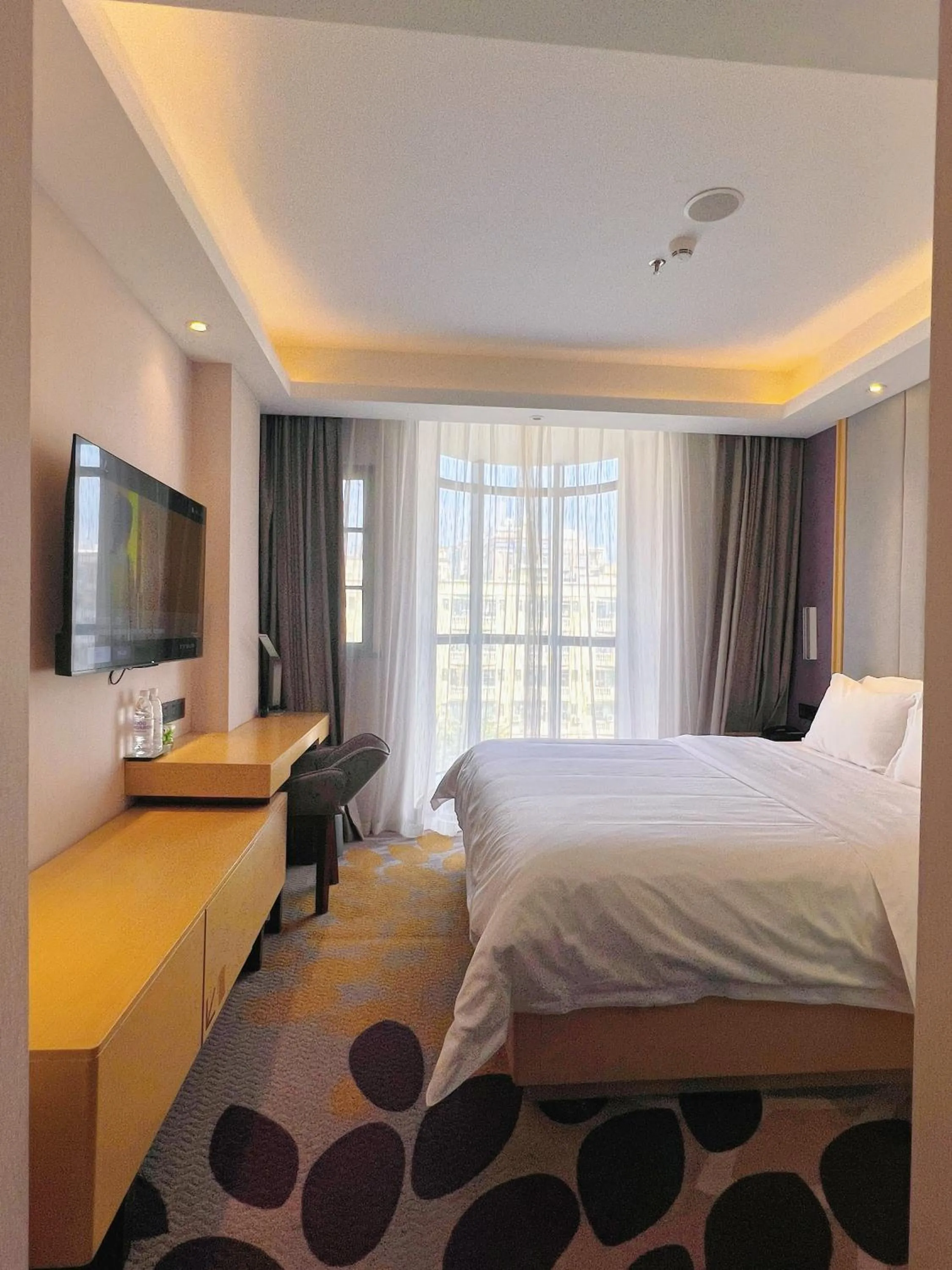 Bed in Lavande Hotel Shenzhen International Convention and Exhibition Center Fuhai West Subway Station