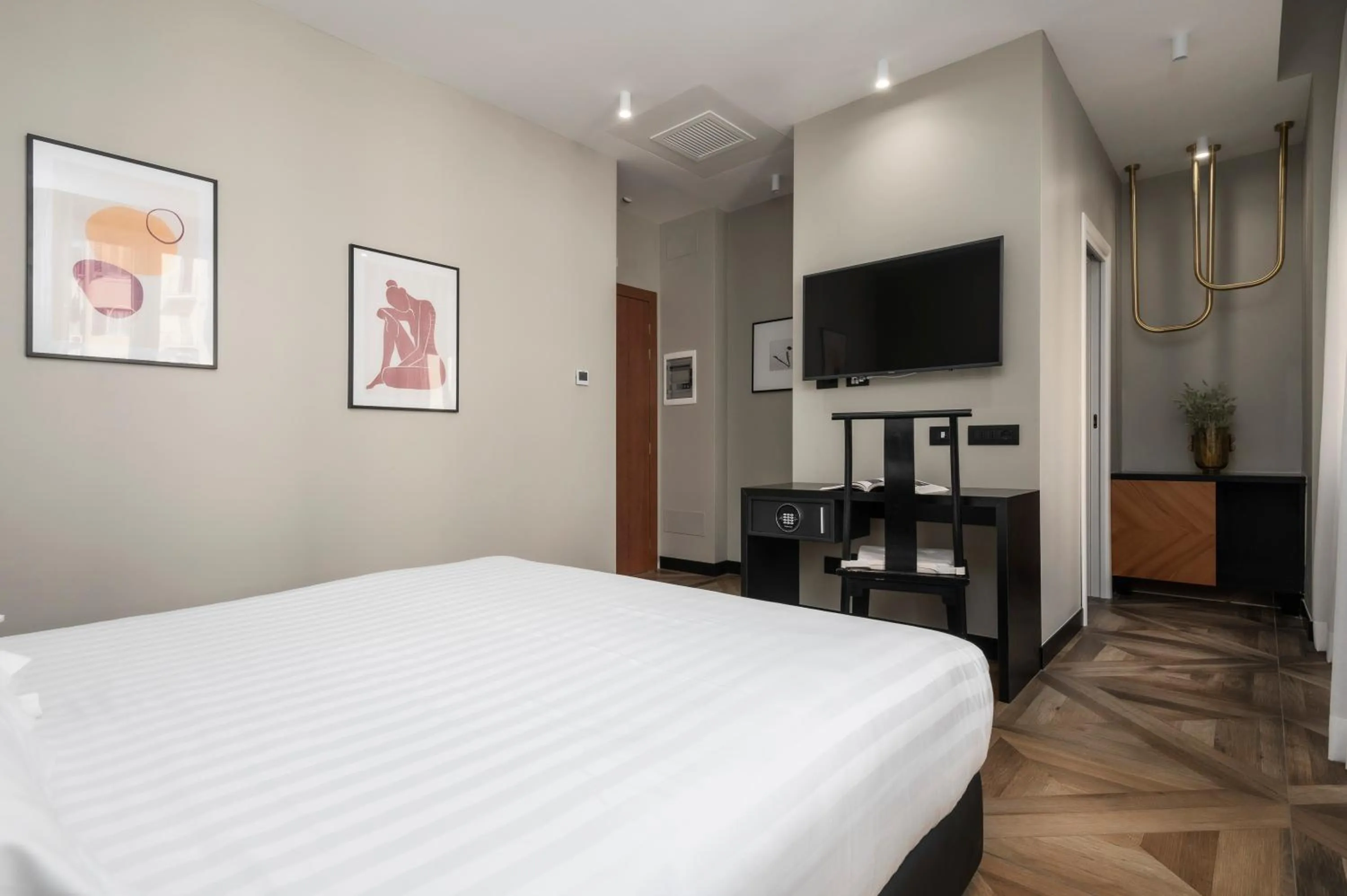 Bedroom, Bed in Hotel Valeri