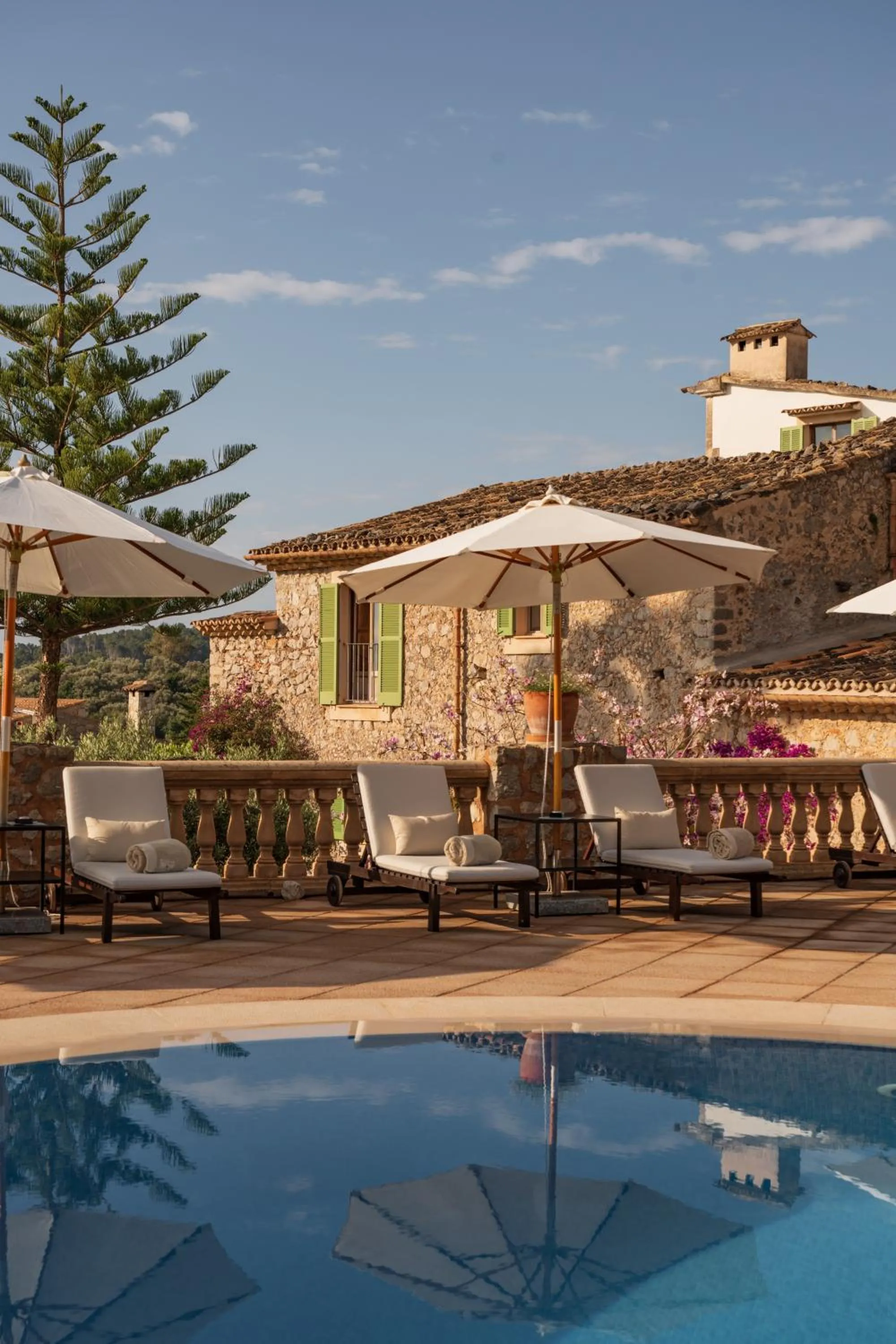 Swimming pool in Ca'n Beneït