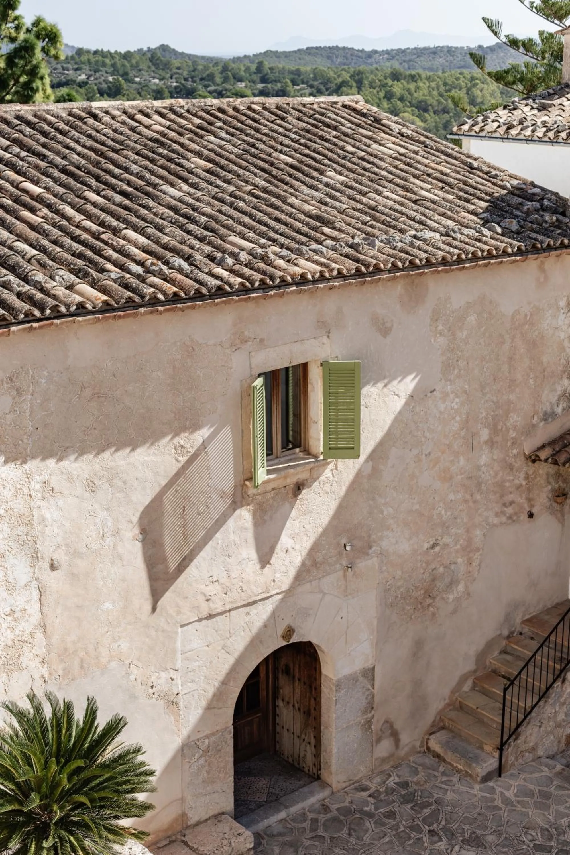 Property building in Ca'n Beneït