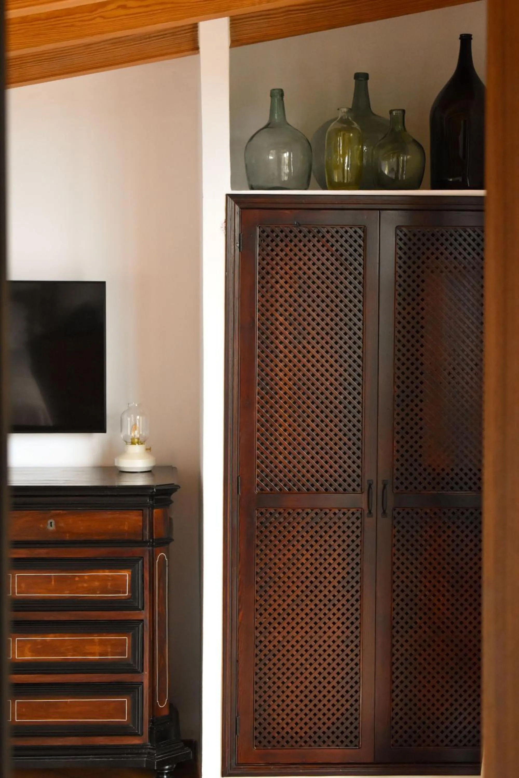 wardrobe in Ca'n Beneït