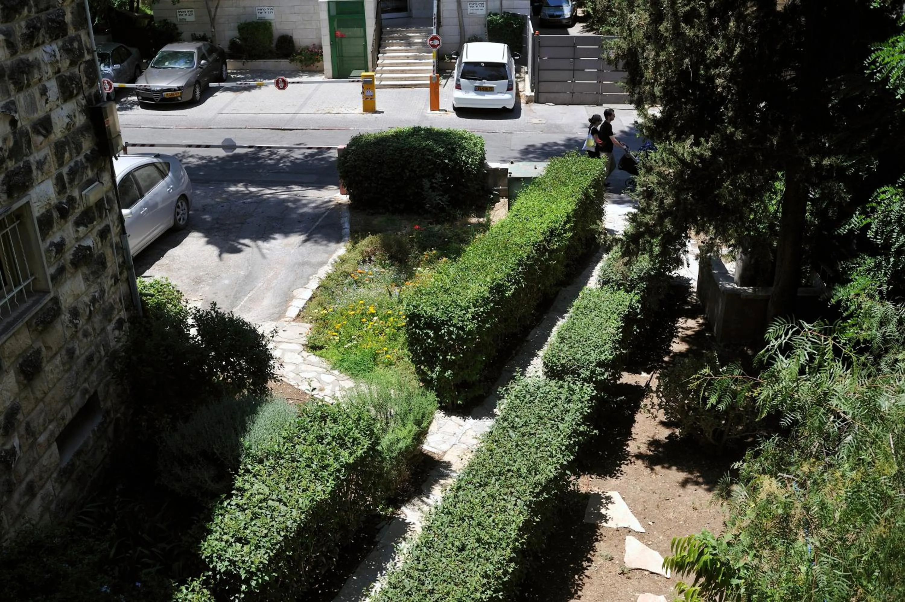 Facade/entrance in Colony Suites- Hananya St.