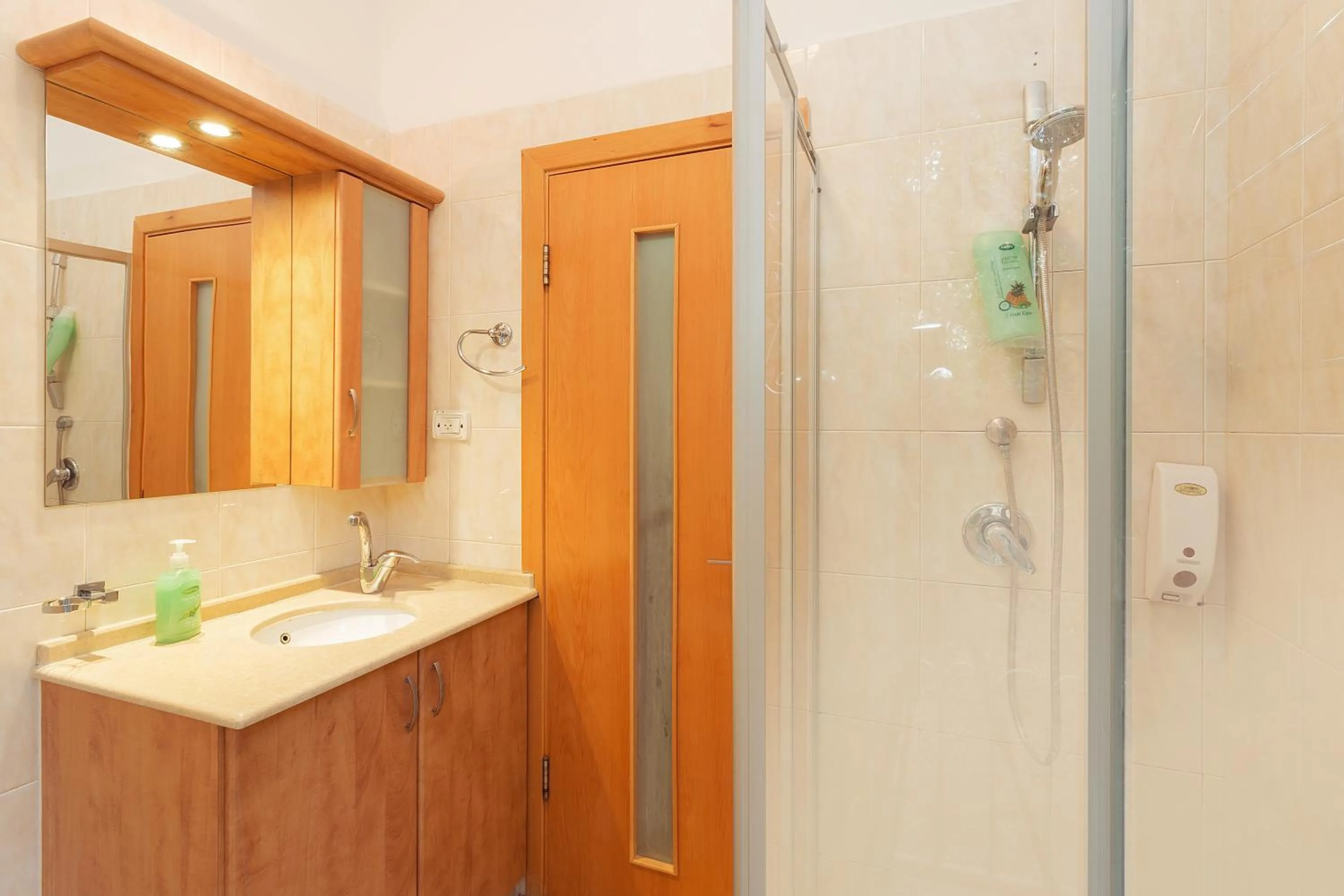 Bathroom in Colony Suites- Hananya St.