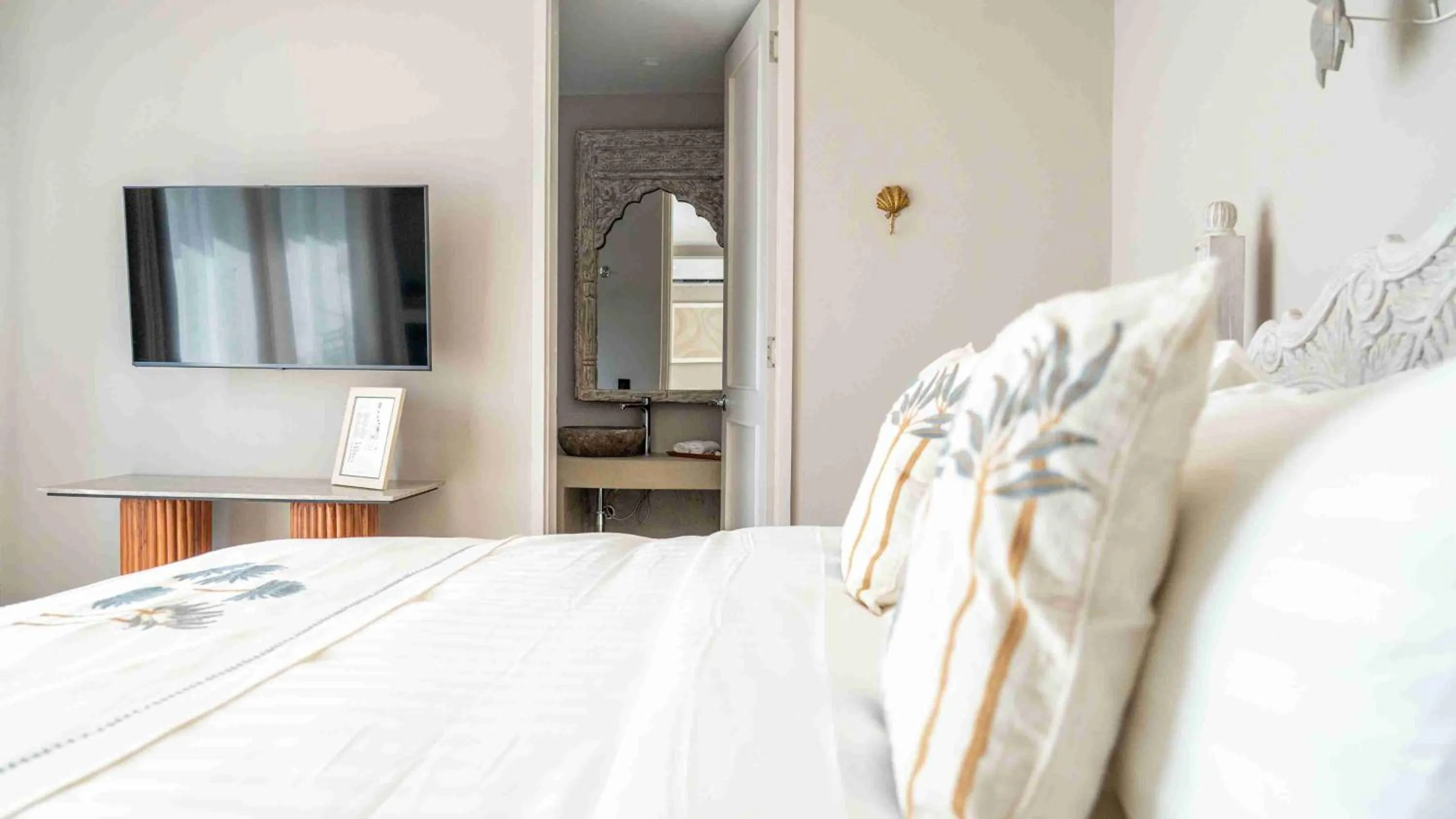 Bed in The Providence Hotel Boutique - Adults Only