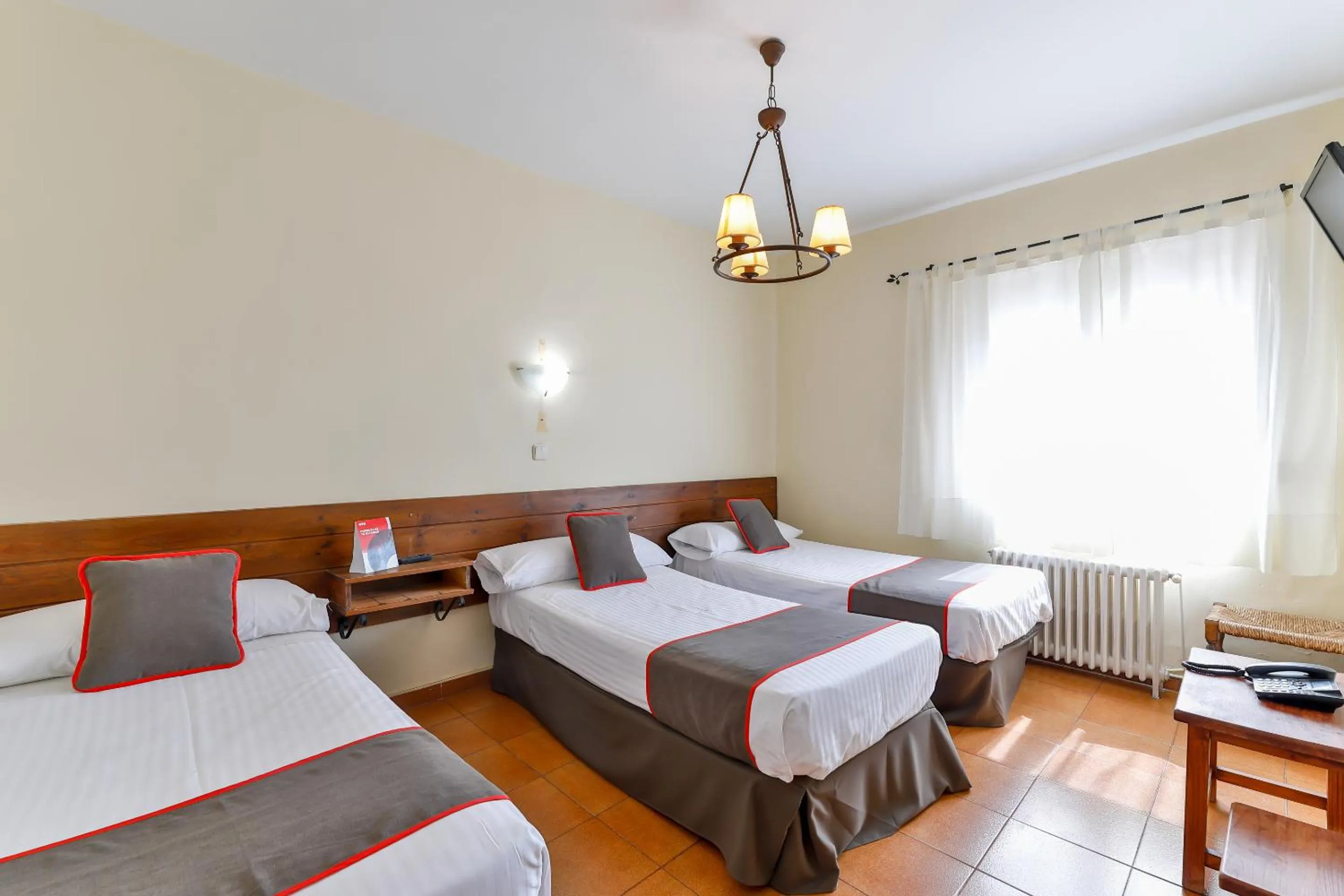 Photo of the whole room, Bed in Hotel Mavi