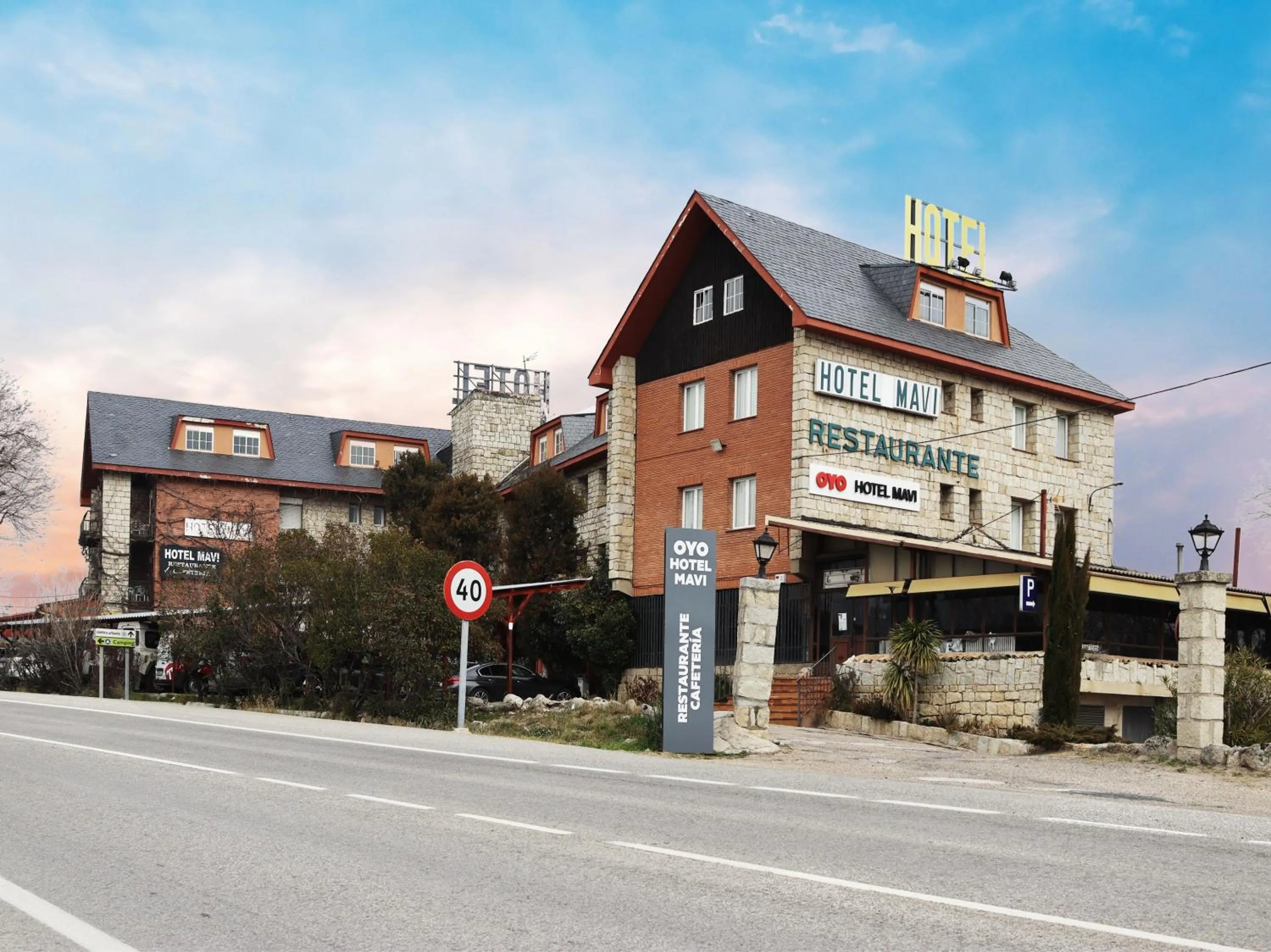 Property building in Hotel Mavi