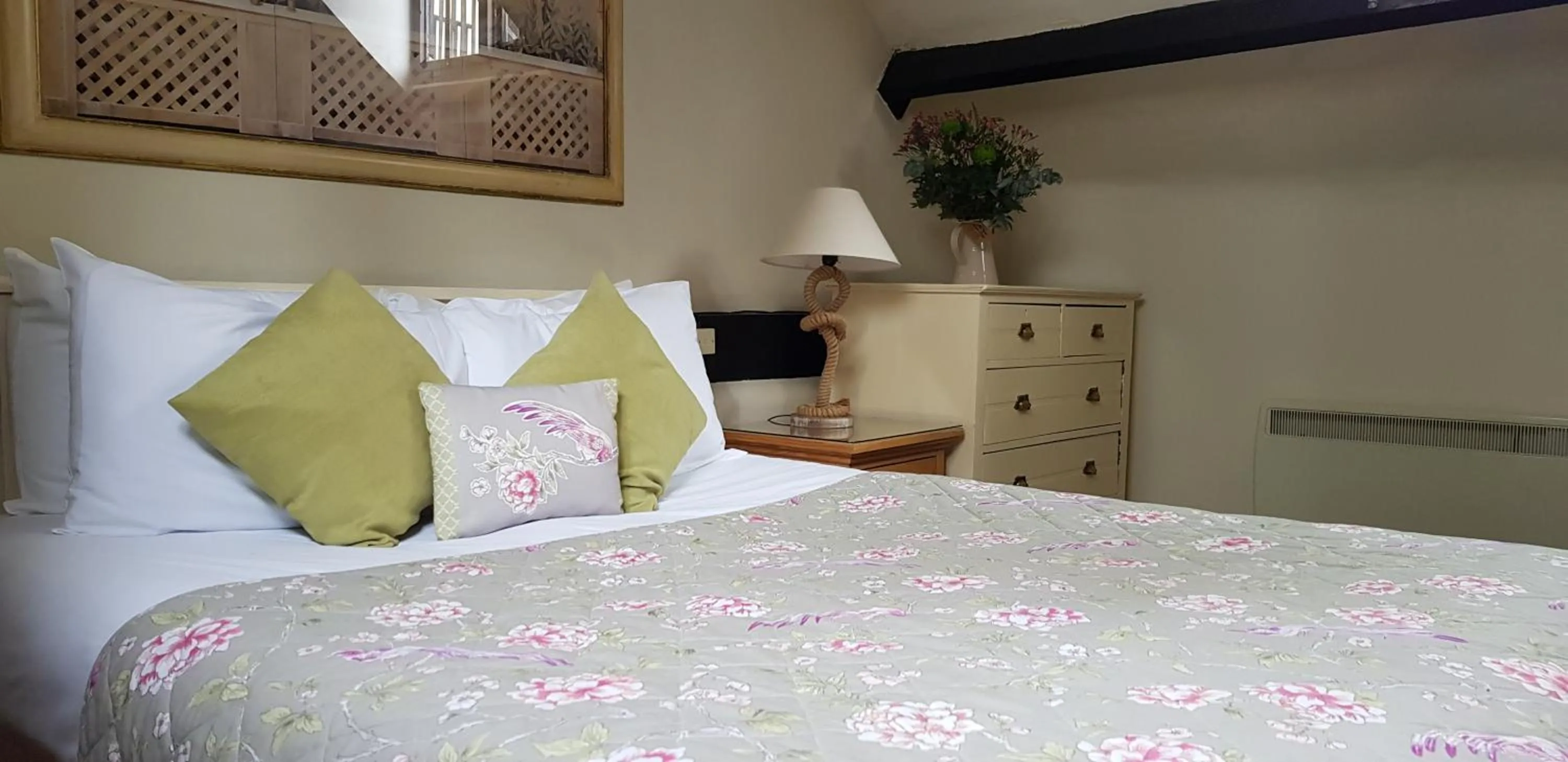 Bed in The Kings Arms Hotel