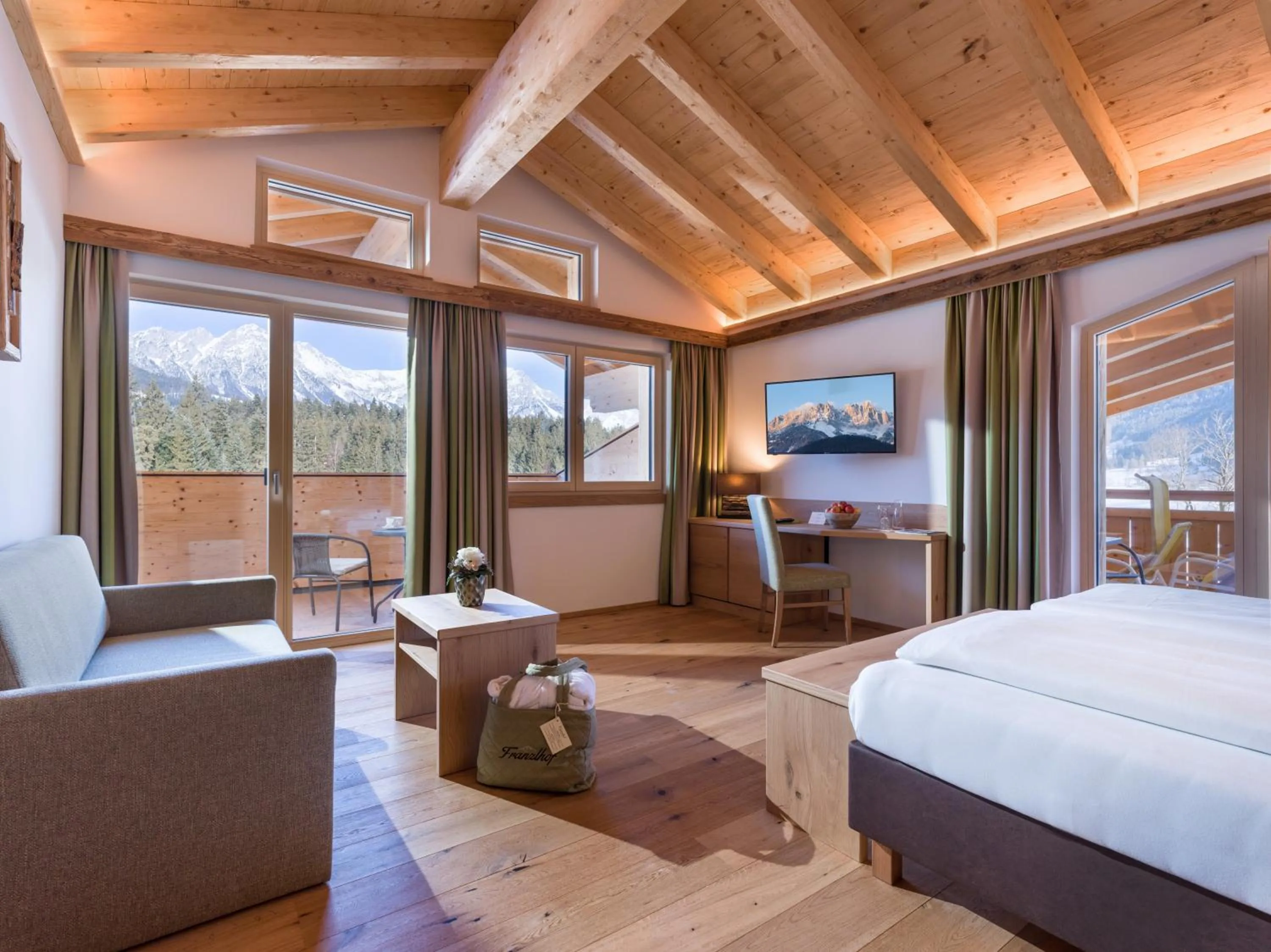 Photo of the whole room, Bed in Franzlhof