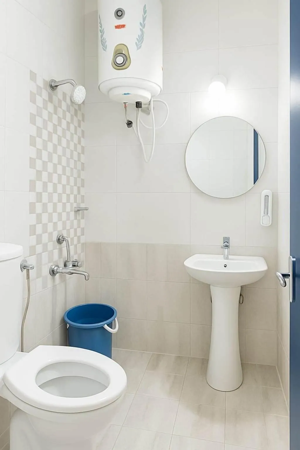 HosteLife Brookfield By De Royale Hotels