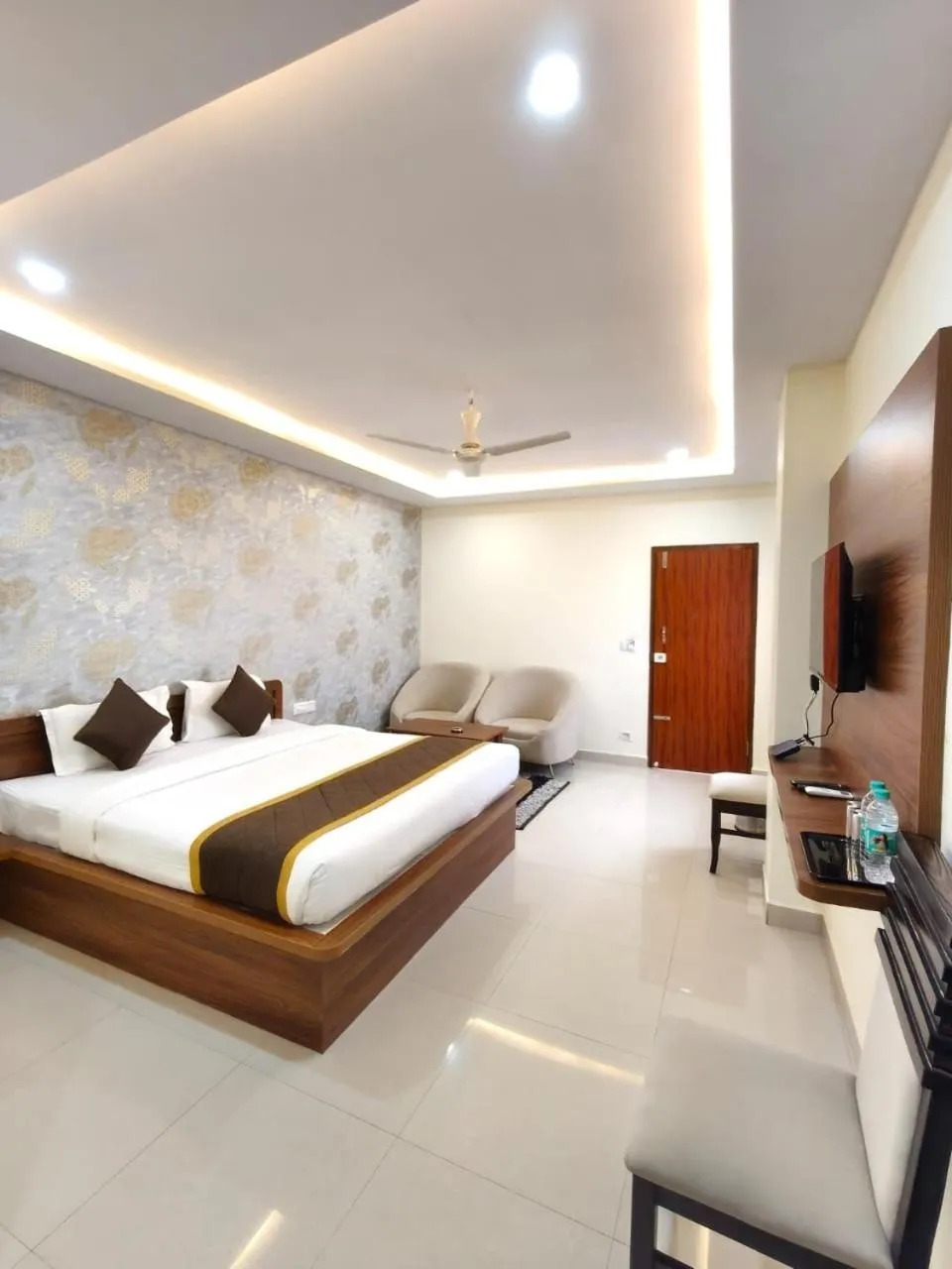Bed in Hotel Partha Residency