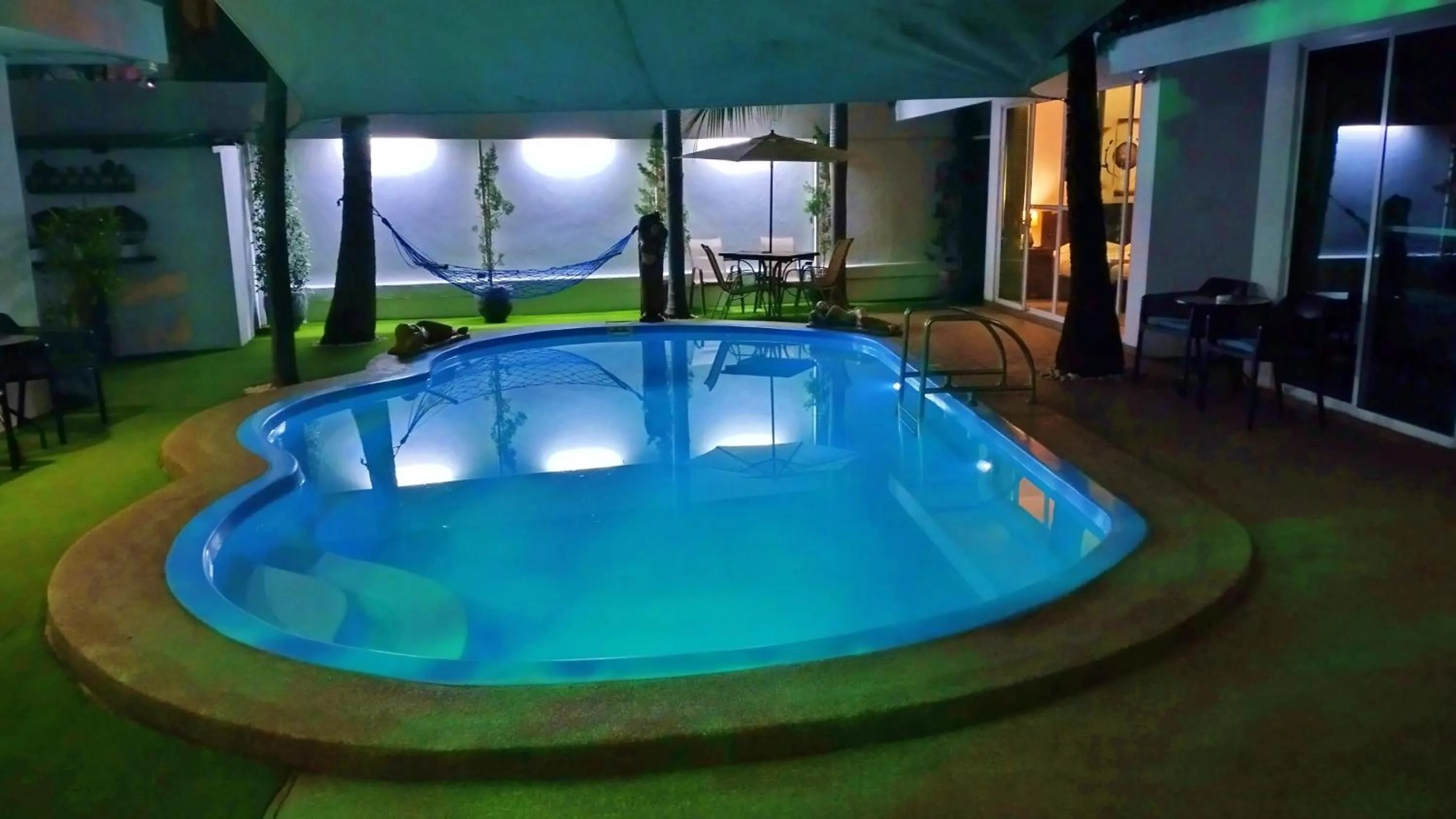 Property building in Coconut Palms