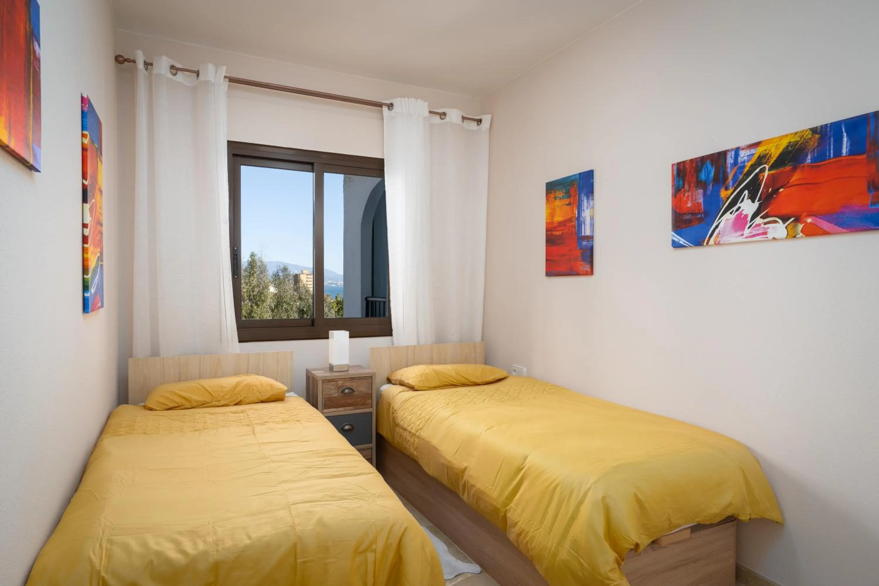 Bed in Beach Apartment Marina Duquesa