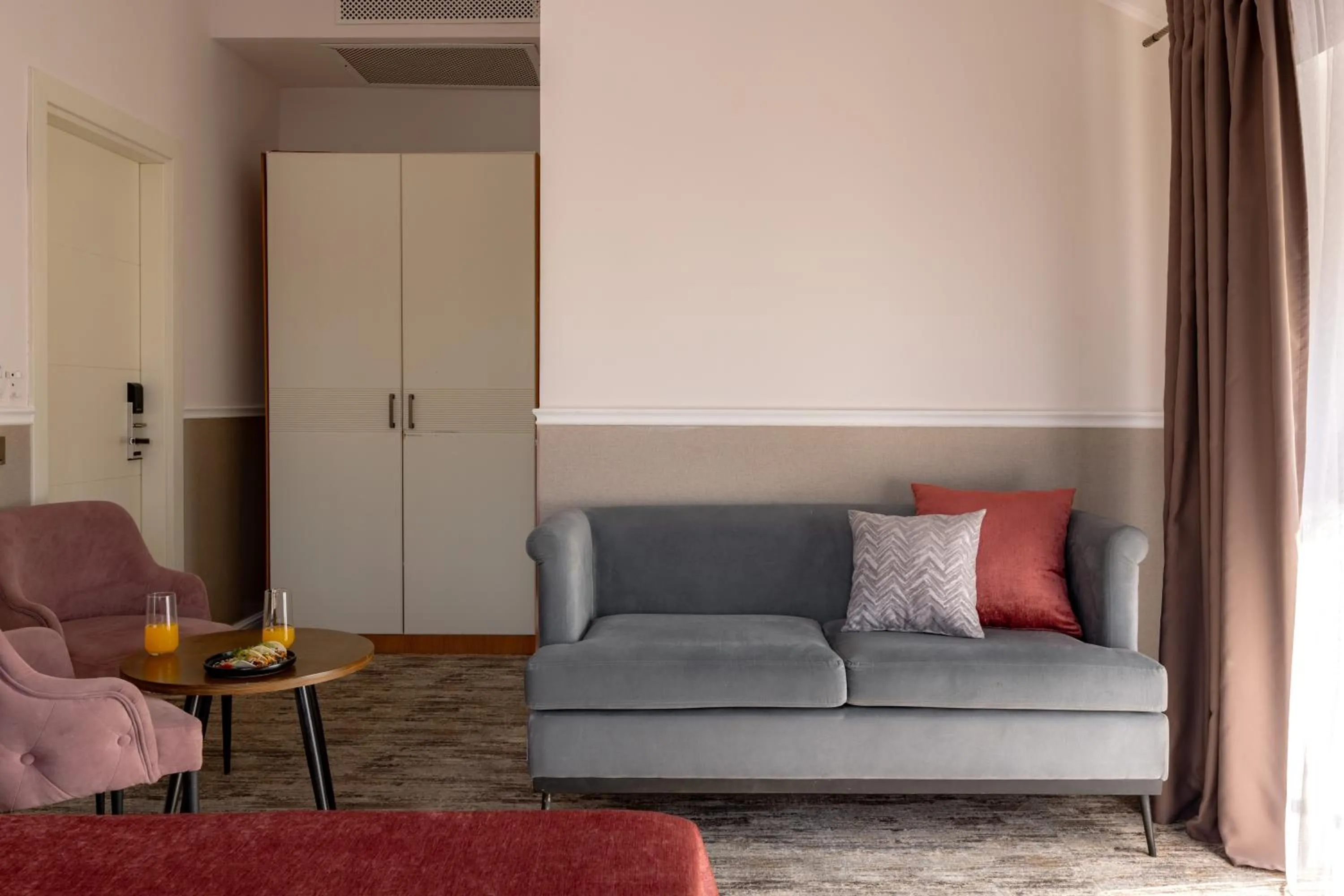 Mountain View Boutique Hotel