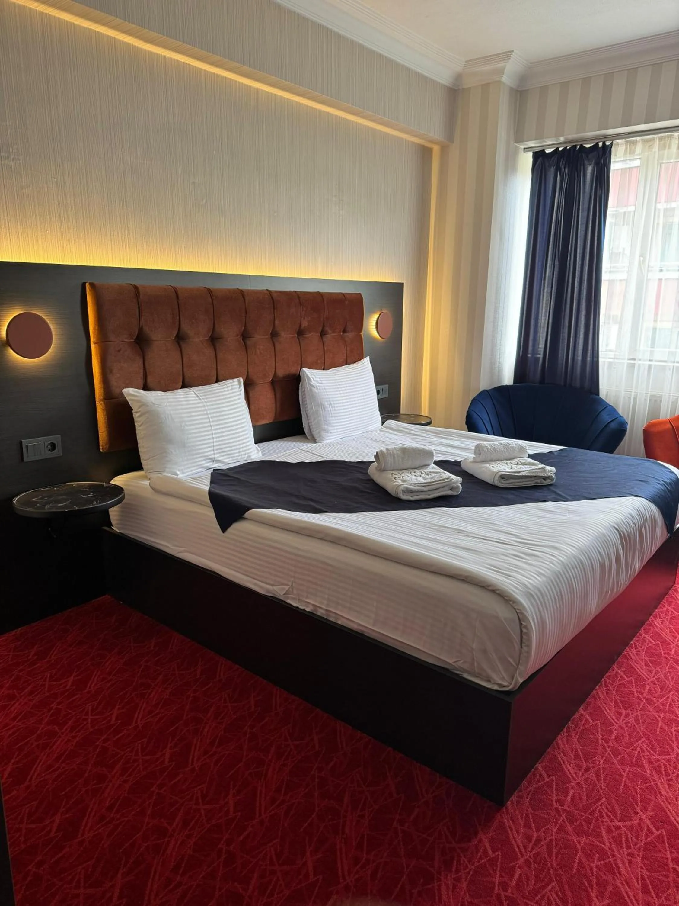 Bedroom, Bed in Akyol Palace