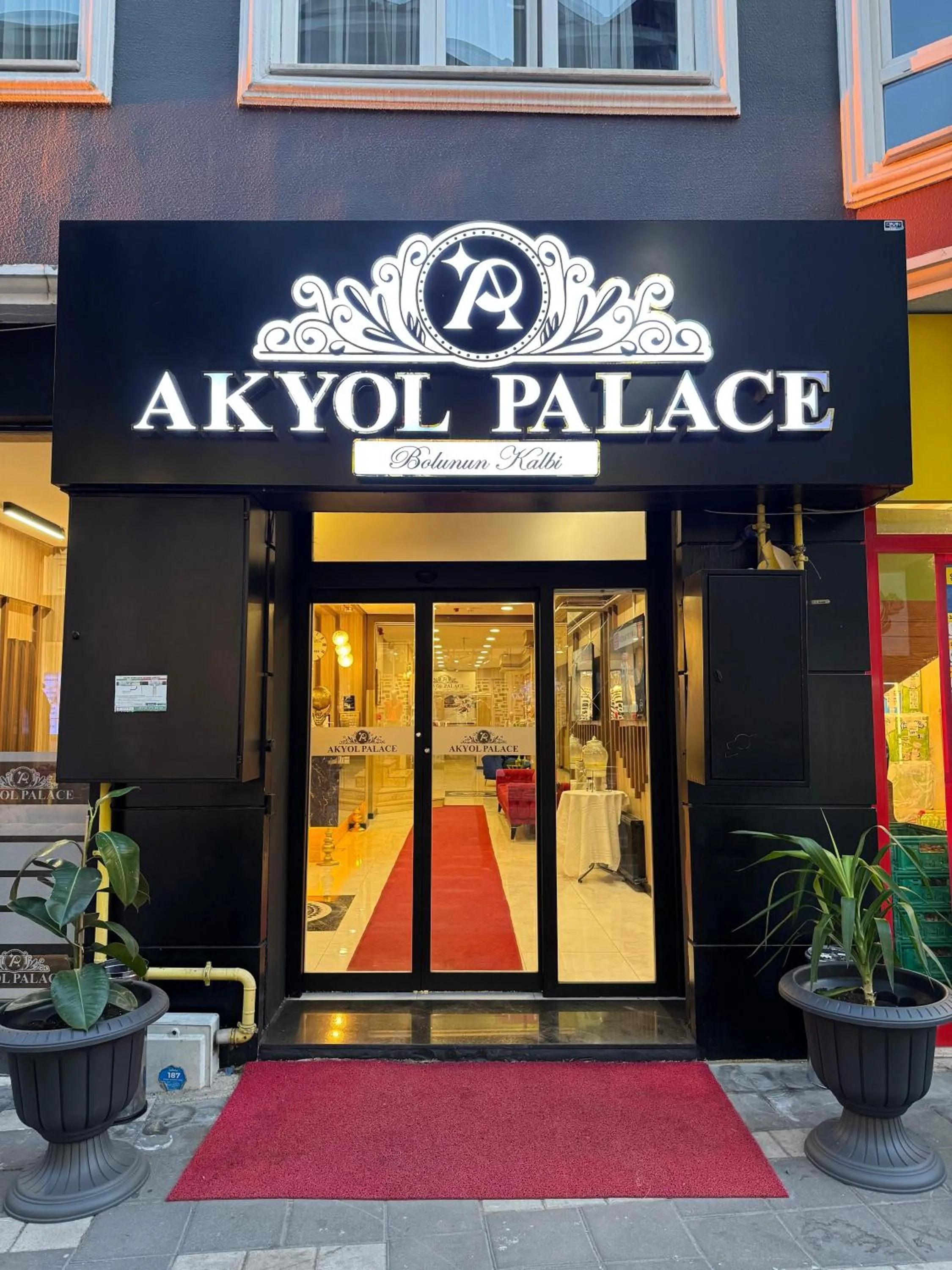Facade/entrance in Akyol Palace