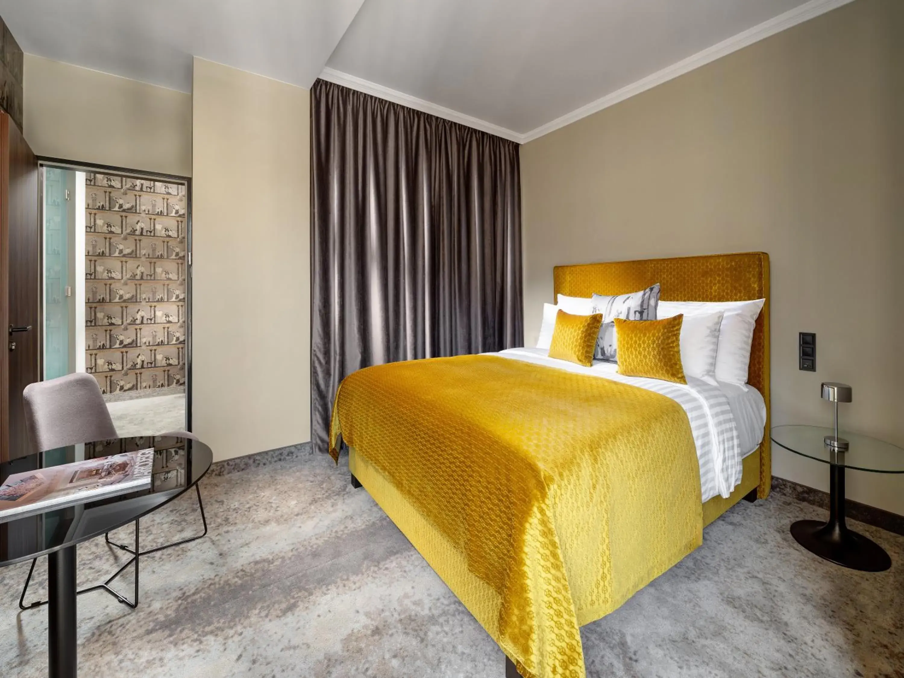 Two-Bedroom Apartment in Mamaison Hotel Chain Bridge Budapest Two-Bedroom Apartment in Mamaison Hotel Chain Bridge Budapest