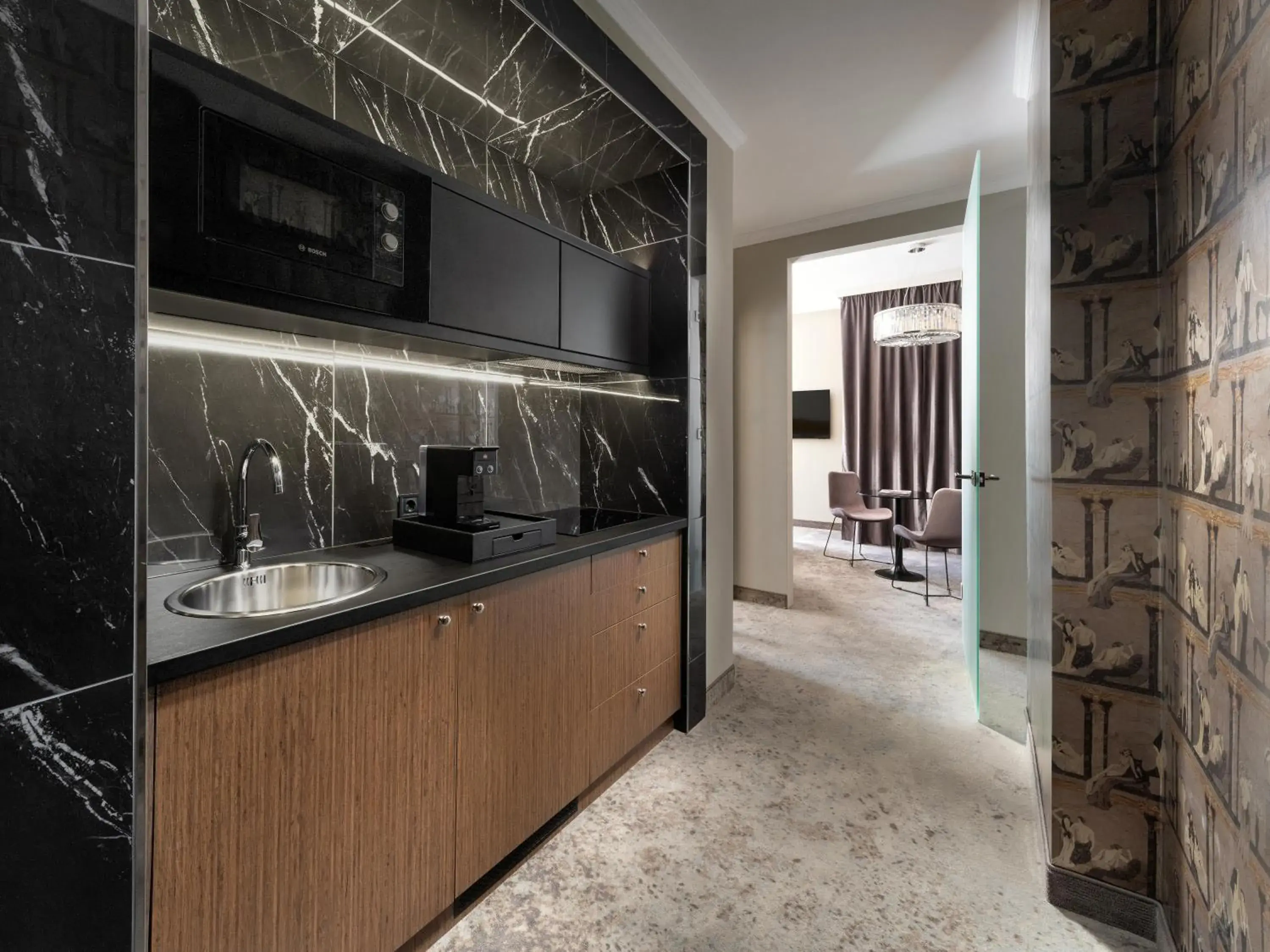 Two-Bedroom Apartment in Mamaison Hotel Chain Bridge Budapest Two-Bedroom Apartment in Mamaison Hotel Chain Bridge Budapest