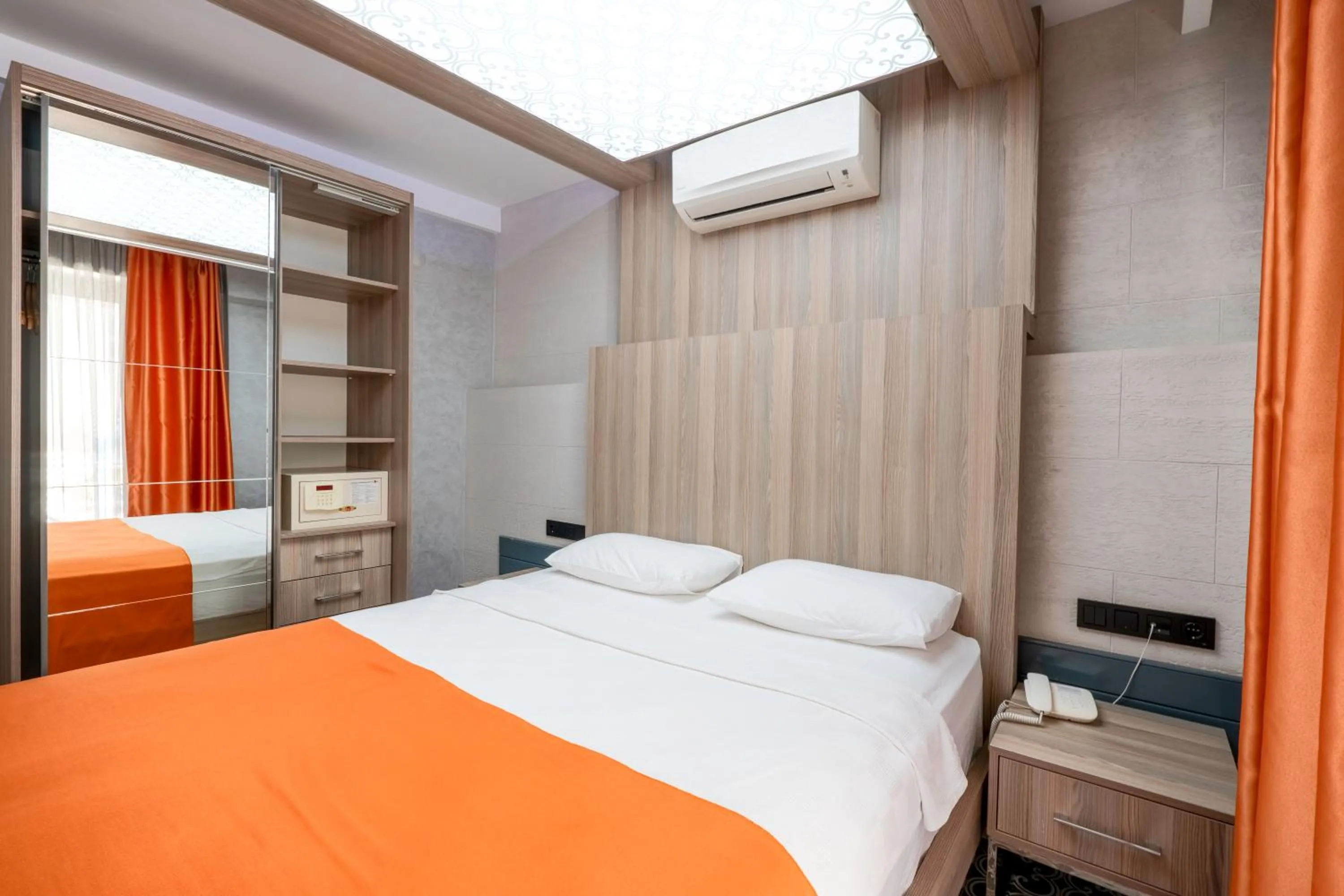 Bed in Erdem City Hotel