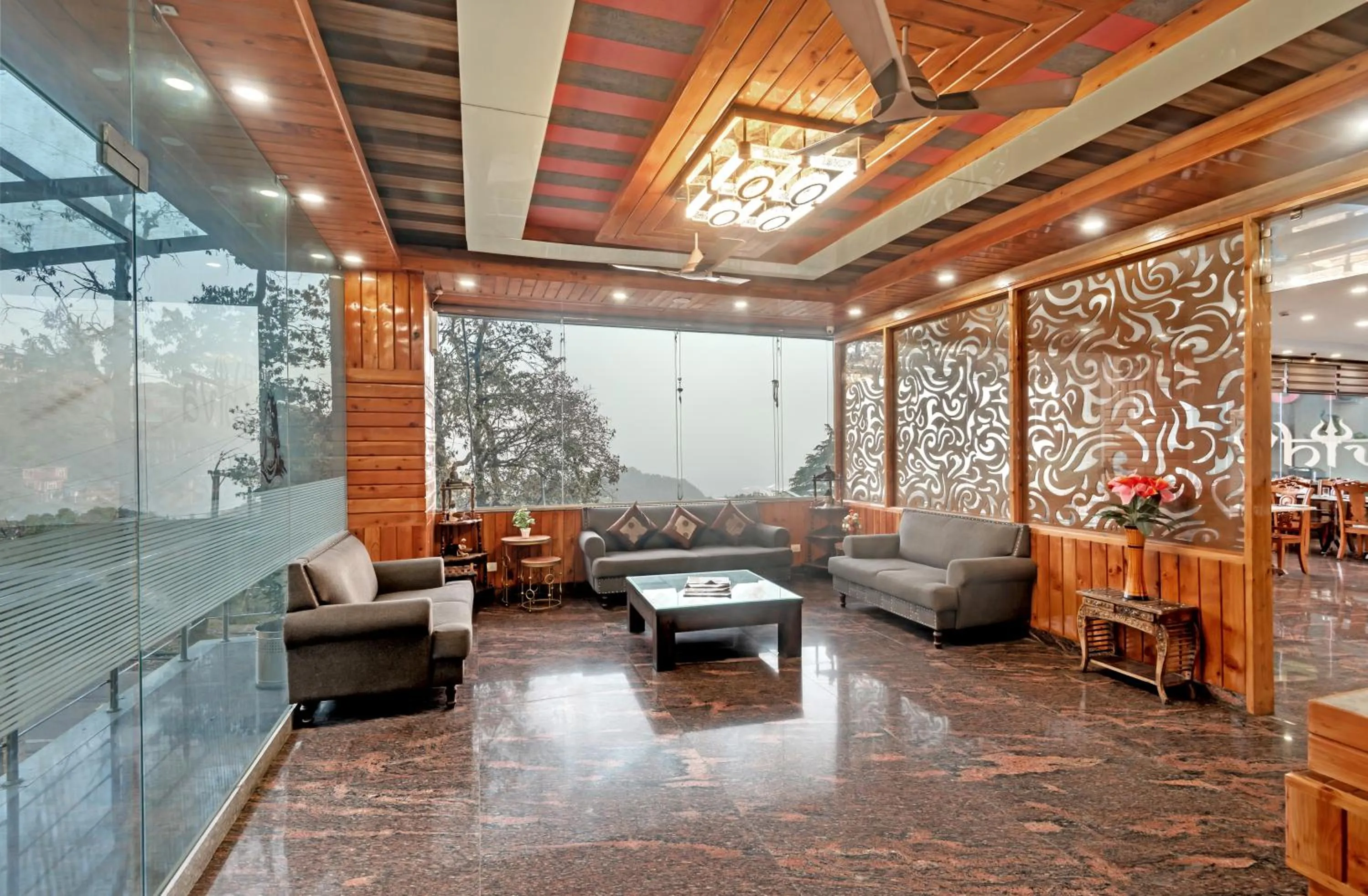 Lobby or reception in Hotel Shiva Sanctuary by DLS Hotels, McLeod Ganj