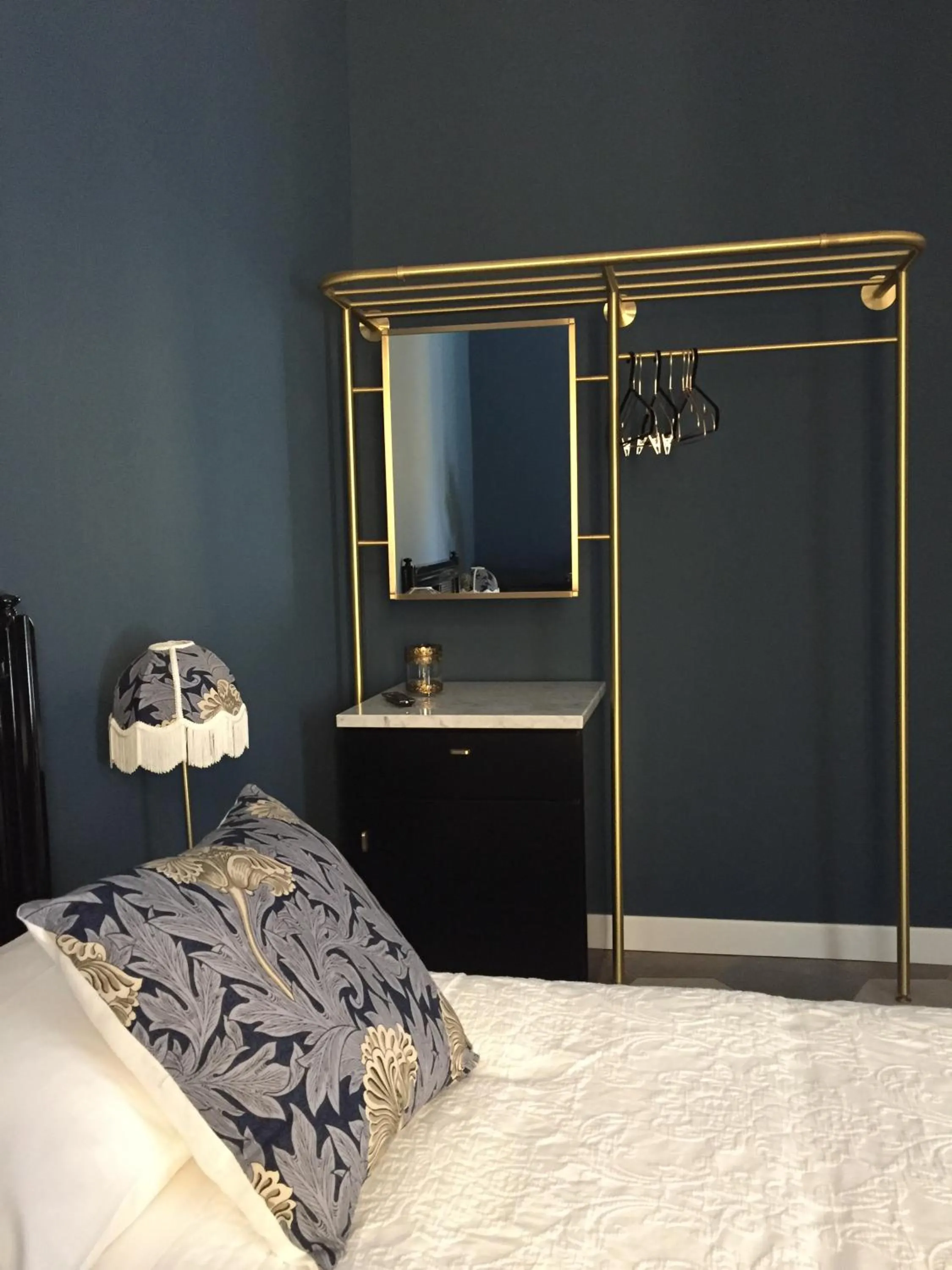 Photo of the whole room in The Place