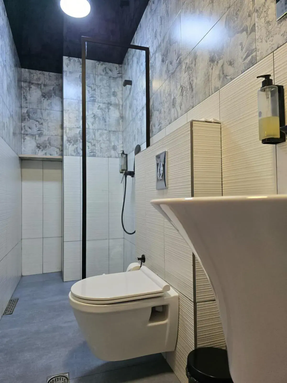 Double Room with Garden View in Hotel Nutsa in old Tbilisi Double Room with Garden View in Hotel Nutsa in old Tbilisi