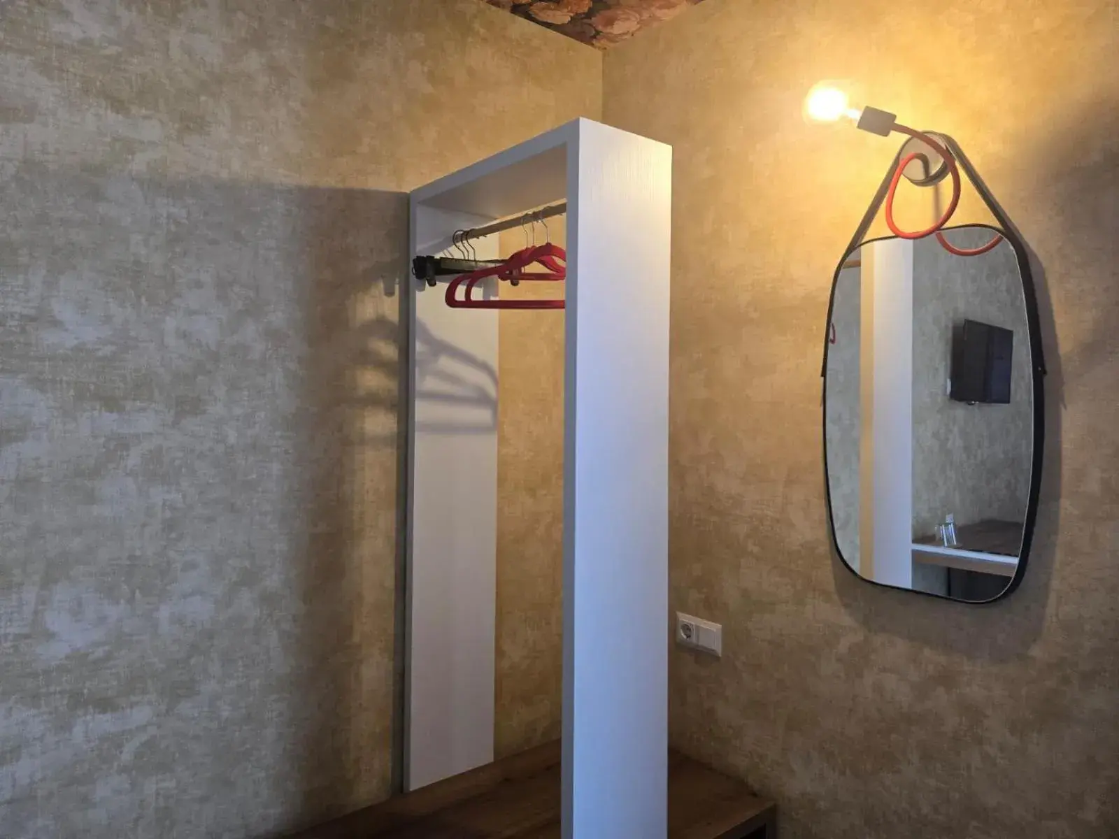 Budget Double or Twin Room in Hotel Nutsa in old Tbilisi Budget Double or Twin Room in Hotel Nutsa in old Tbilisi