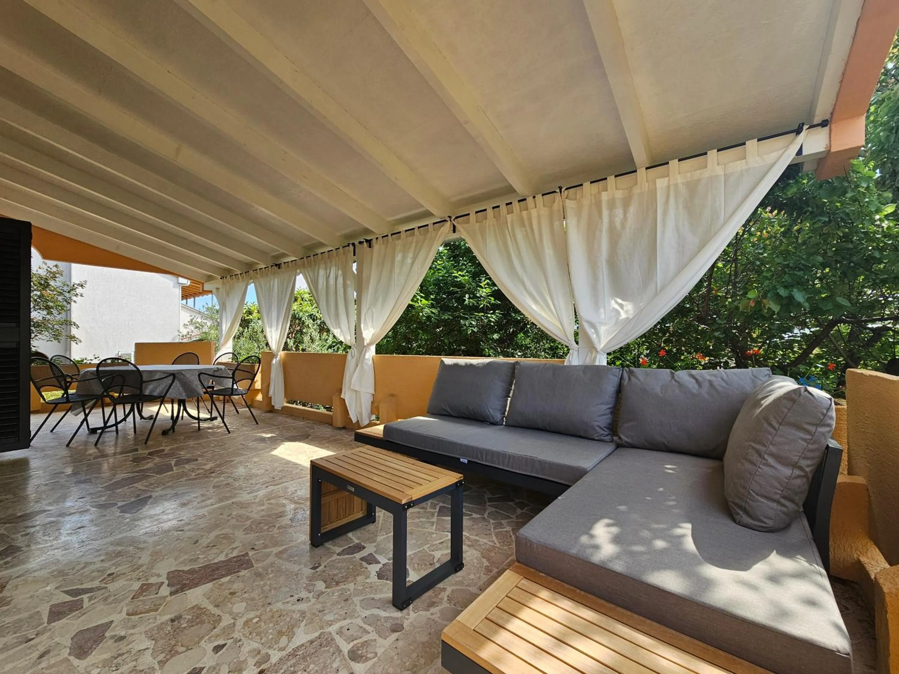 Holiday House Danka