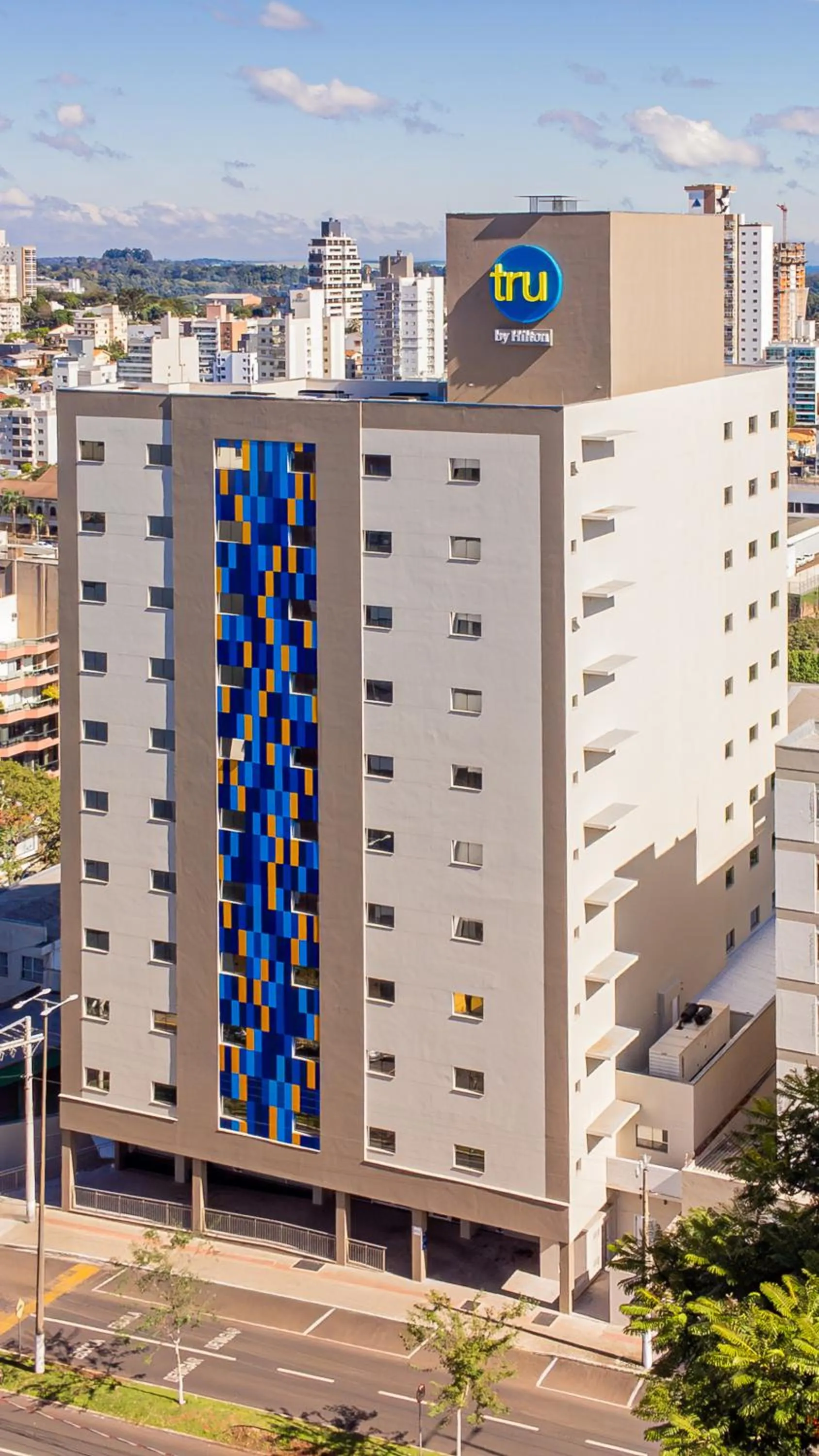 Facade/entrance in Tru by Hilton Chapecó - NOVO