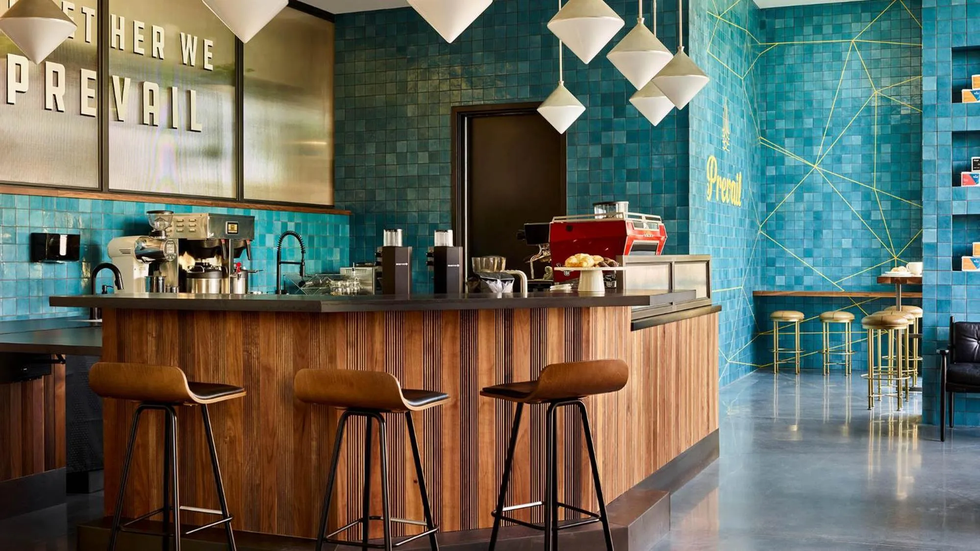 Coffee/tea facilities in Sentral West Midtown at Star Metals