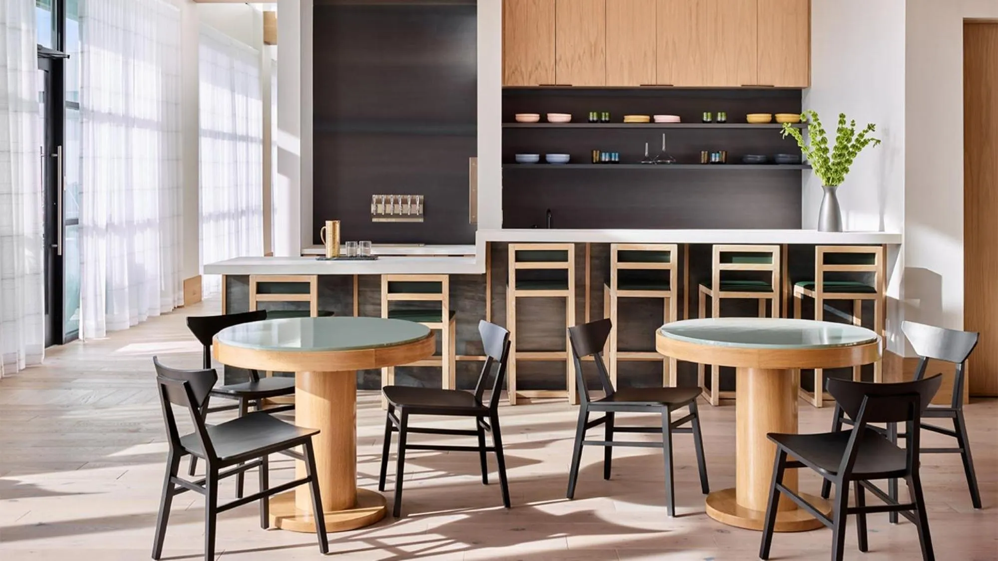 Communal lounge/ TV room in Sentral West Midtown at Star Metals